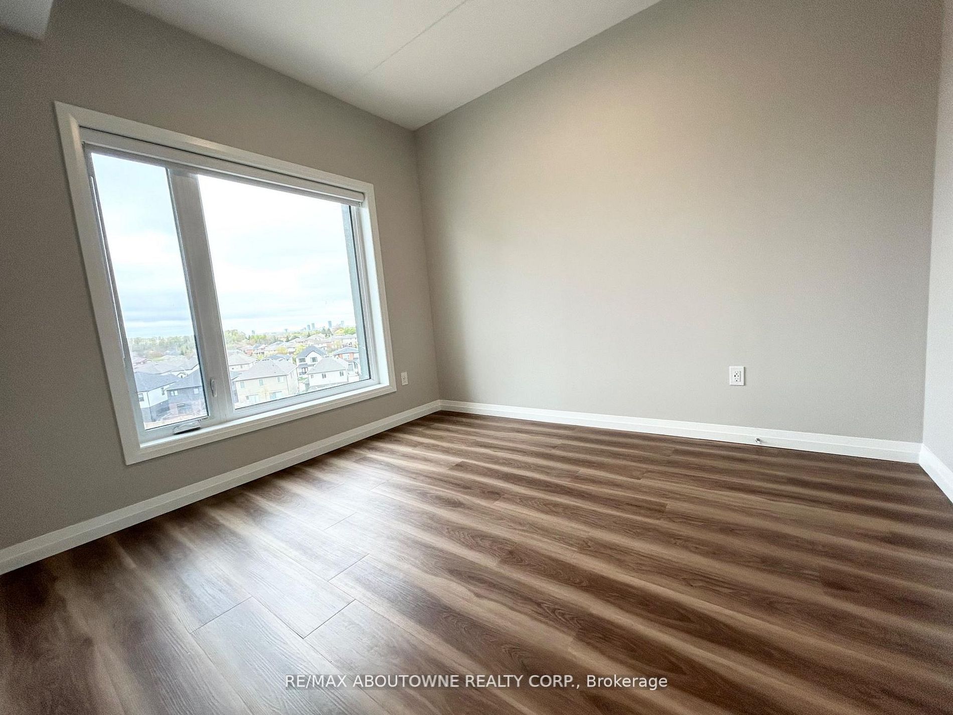 28 Westhill Drive 201 Property Photo 8