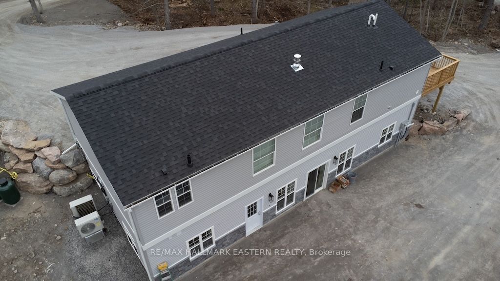 1864 Lakehurst Road Property Photo 5