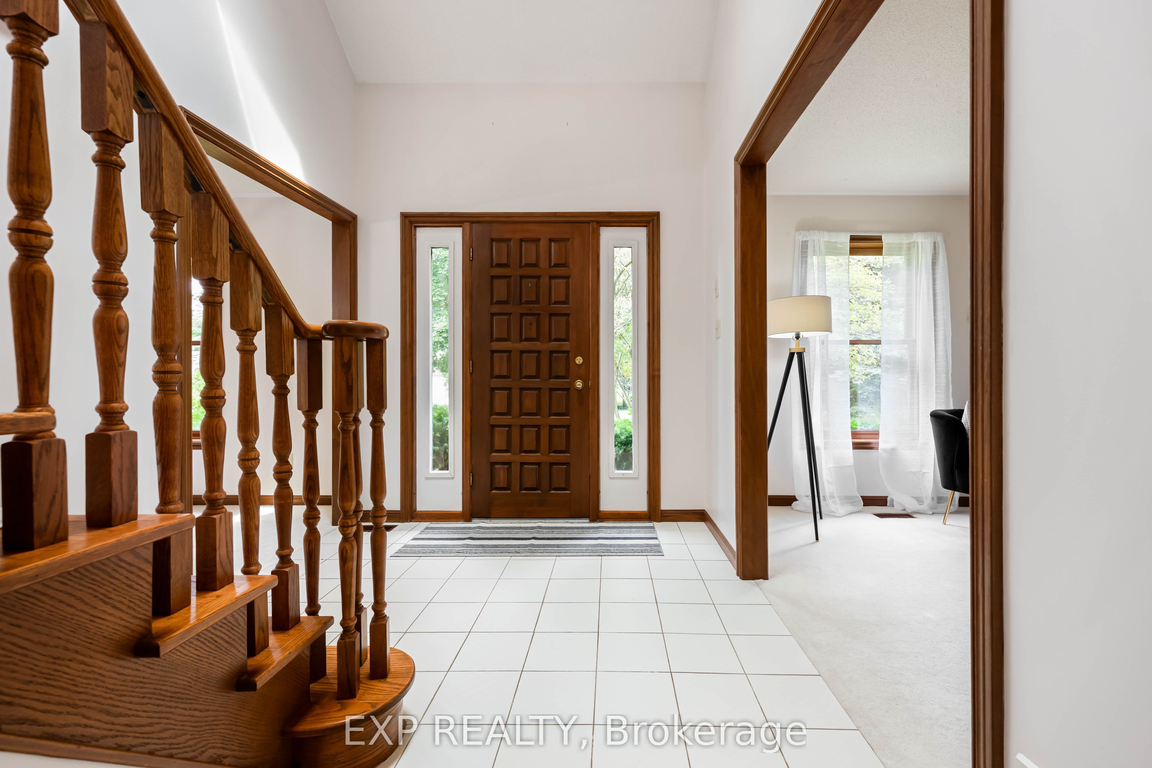 9 Leader Drive Property Photo 8
