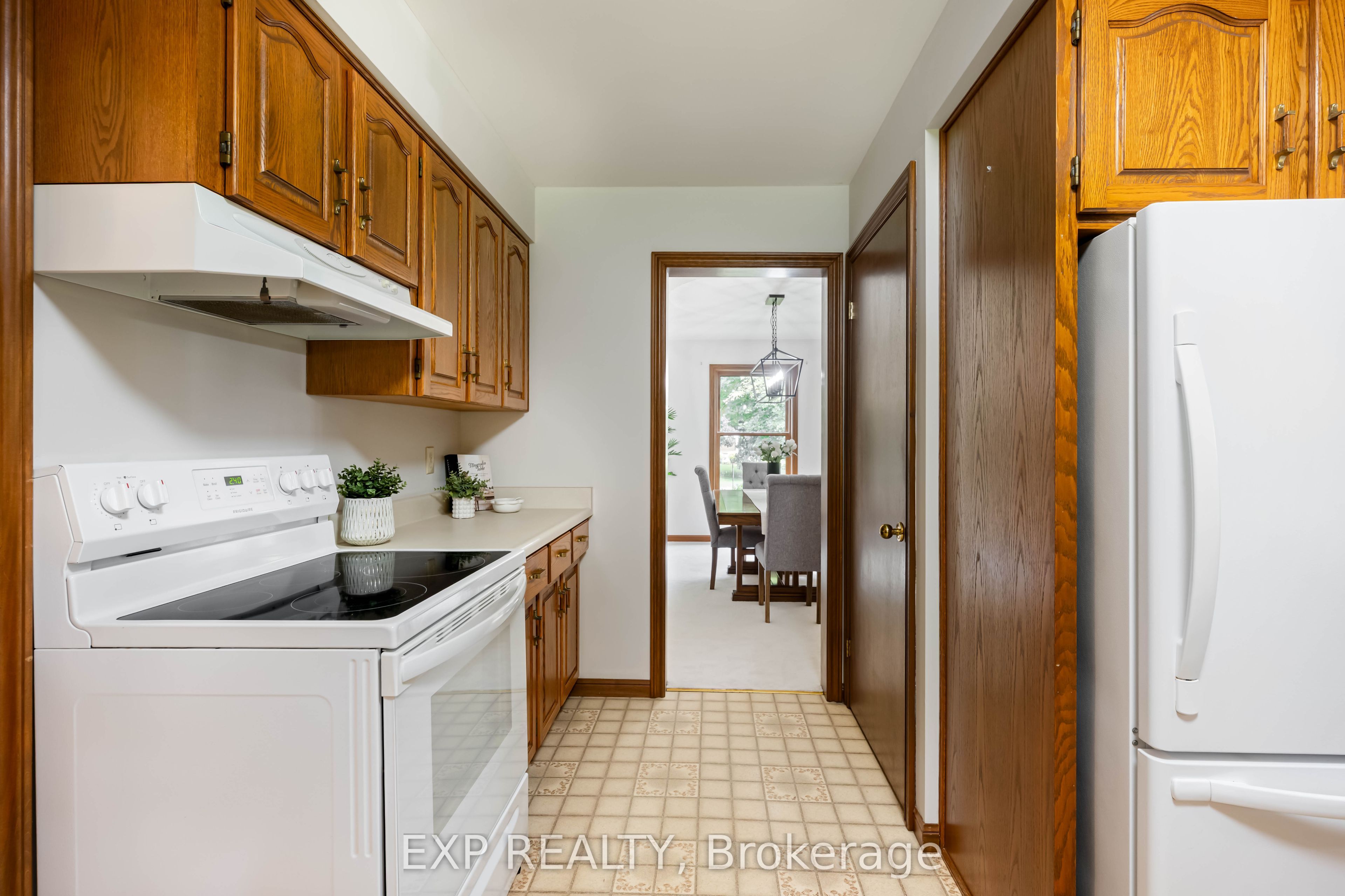 9 Leader Drive Property Photo 16