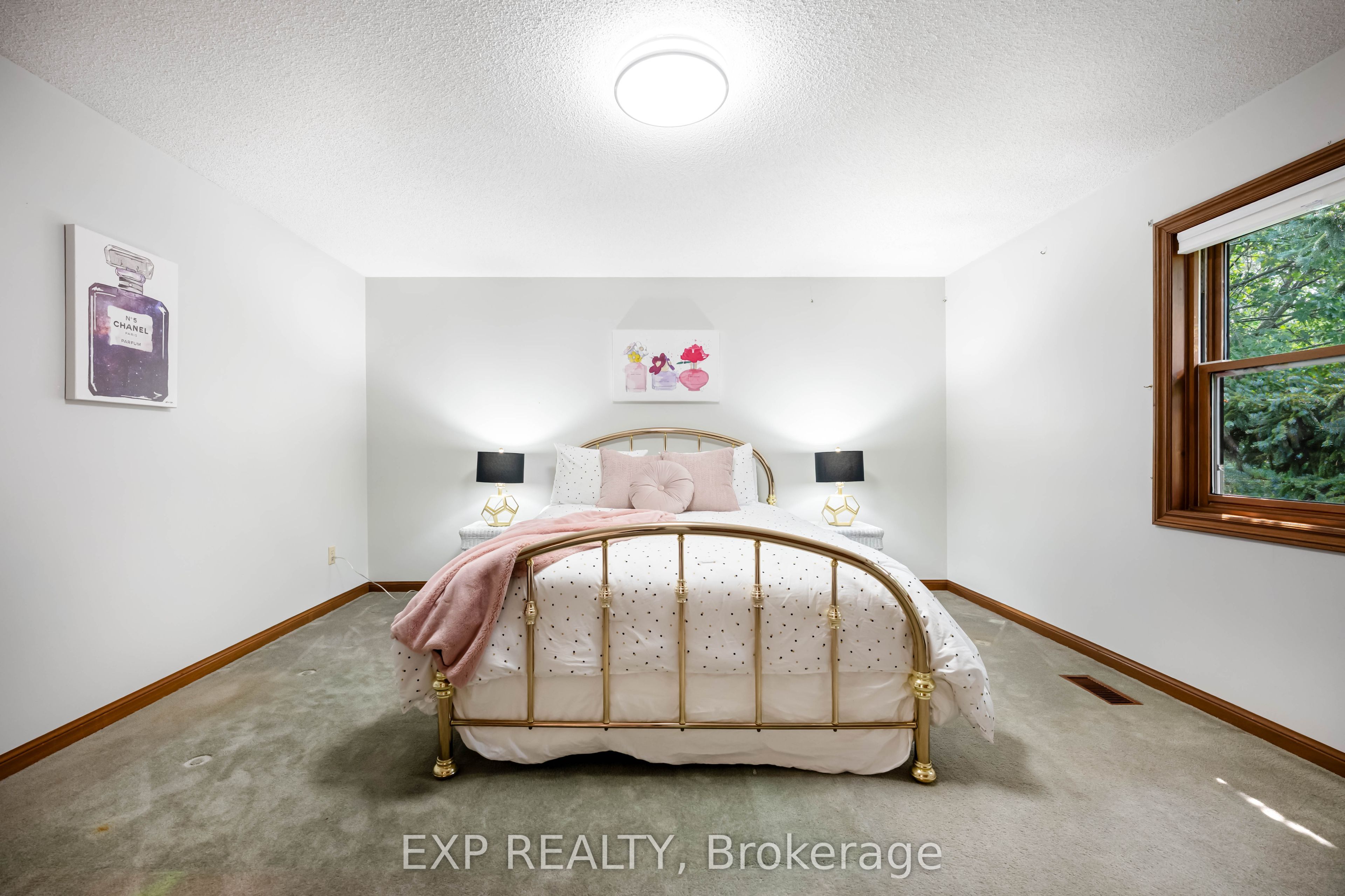 9 Leader Drive Property Photo 34