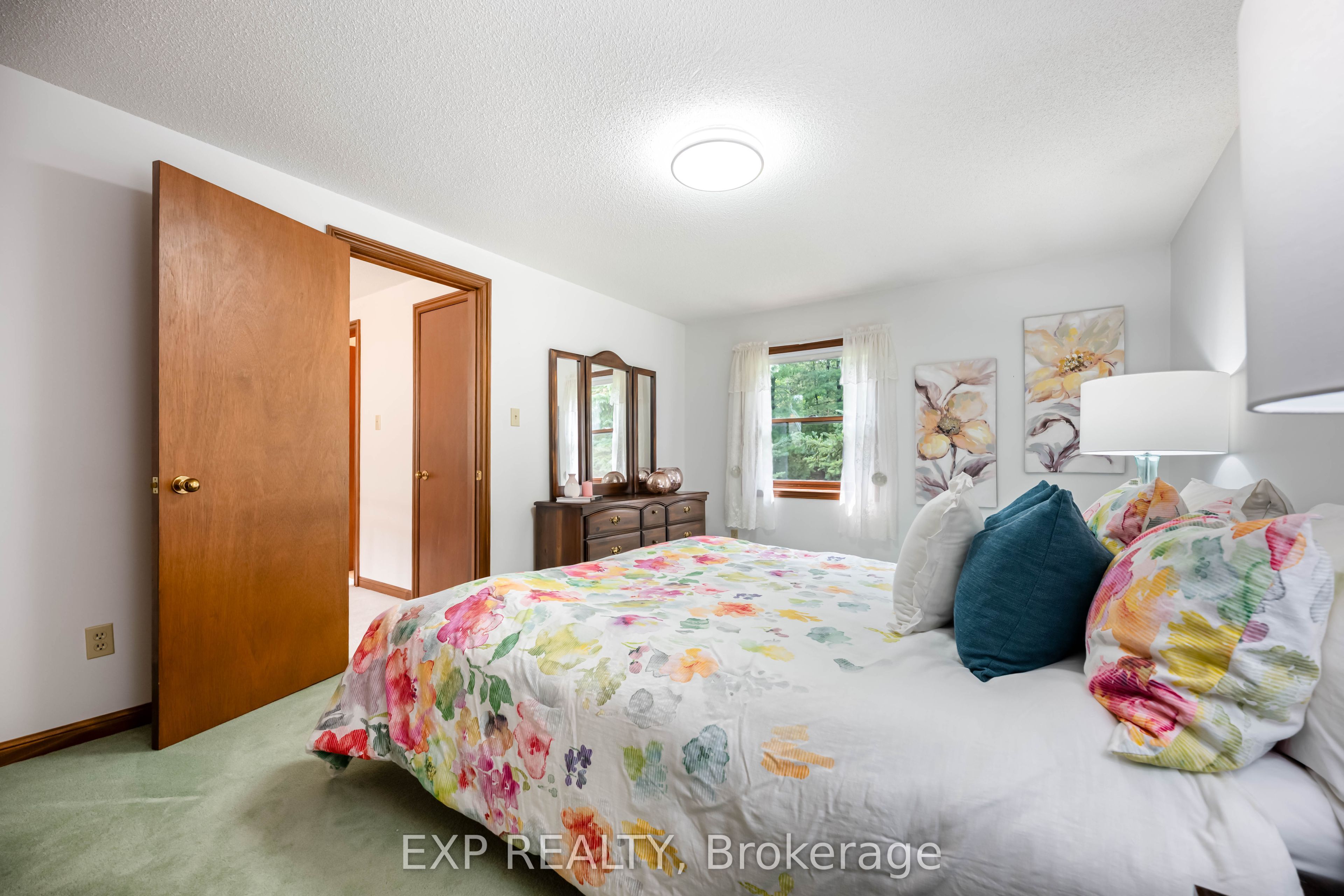 9 Leader Drive Property Photo 38