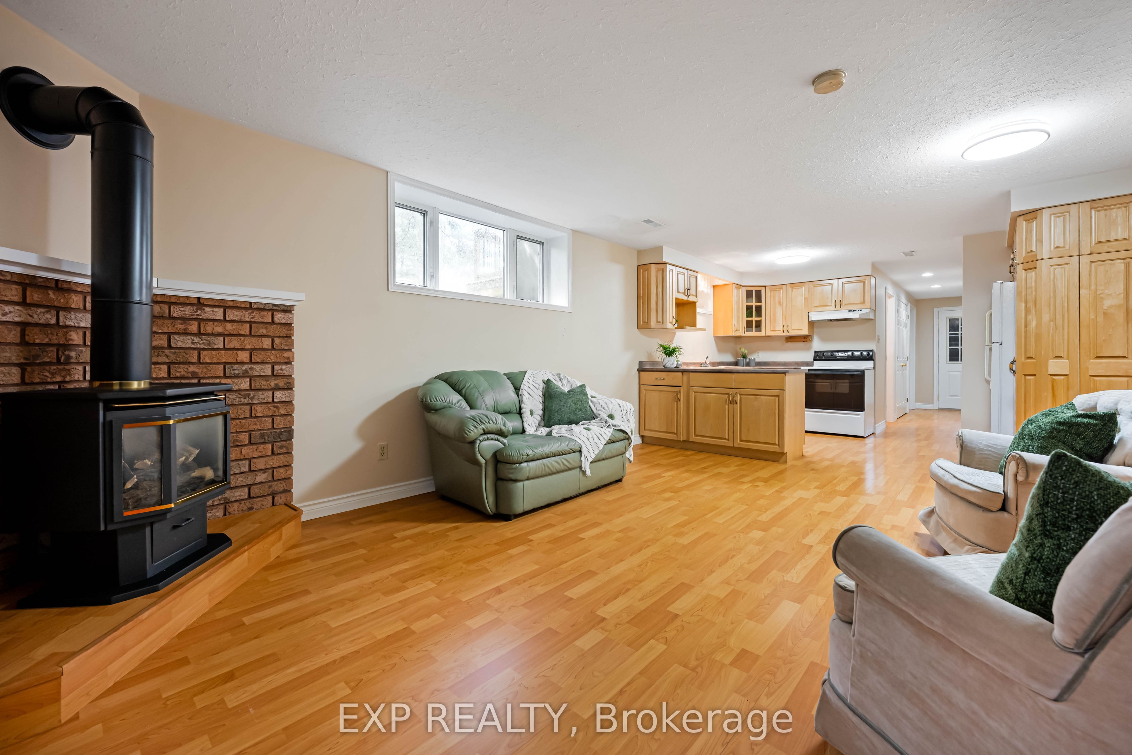 9 Leader Drive Property Photo 42