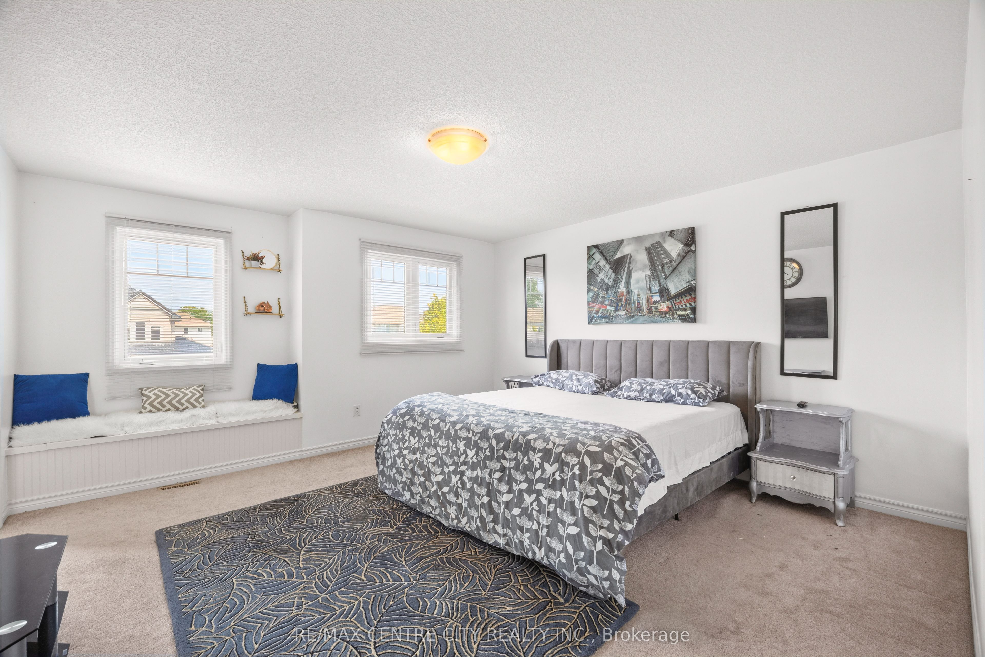 2 Fenwick Court Property Photo 21