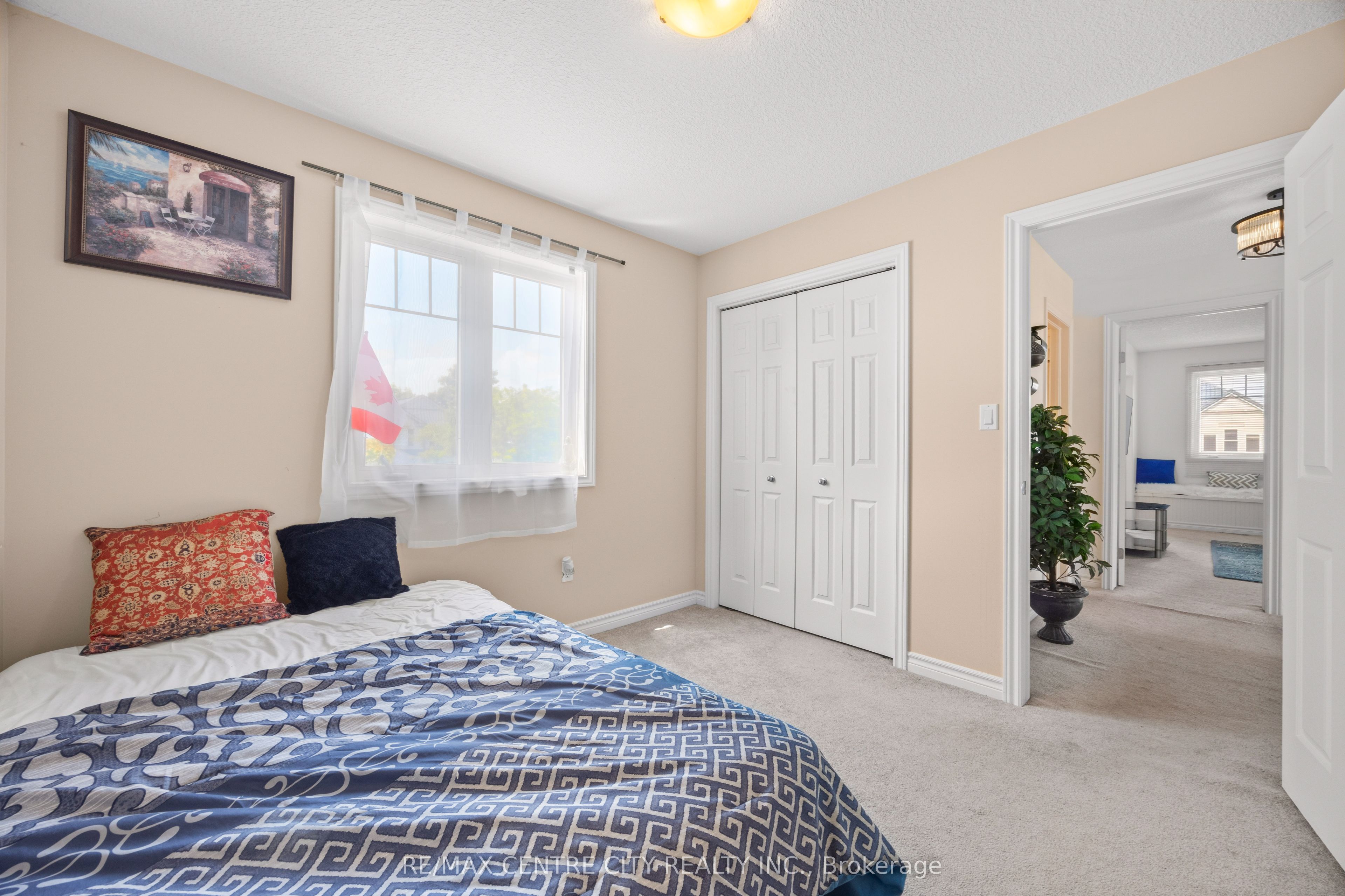 2 Fenwick Court Property Photo 26