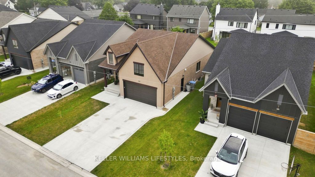 130 Scotts Drive Property Photo 27