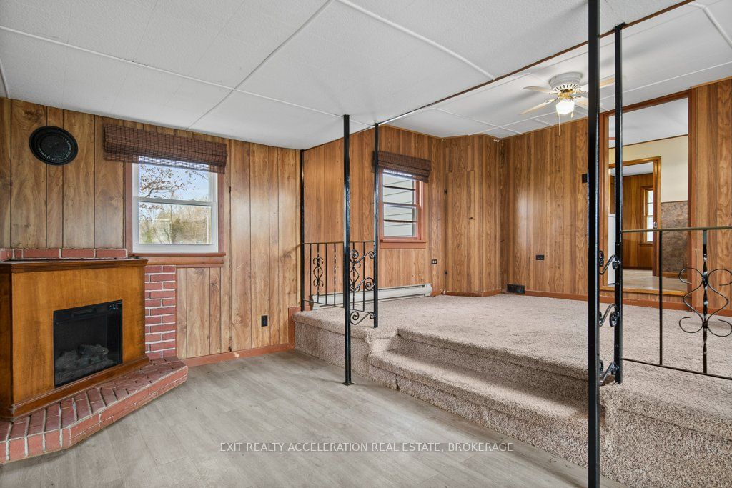 302 Old Hamburg Road Property Photo 17