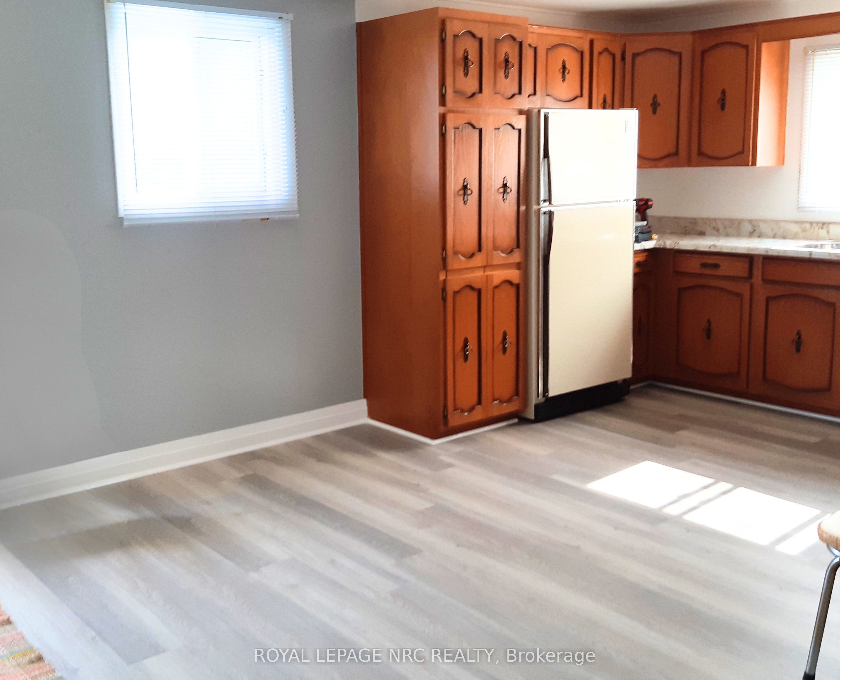 267 Mcalpine Avenue S Property Photo 3