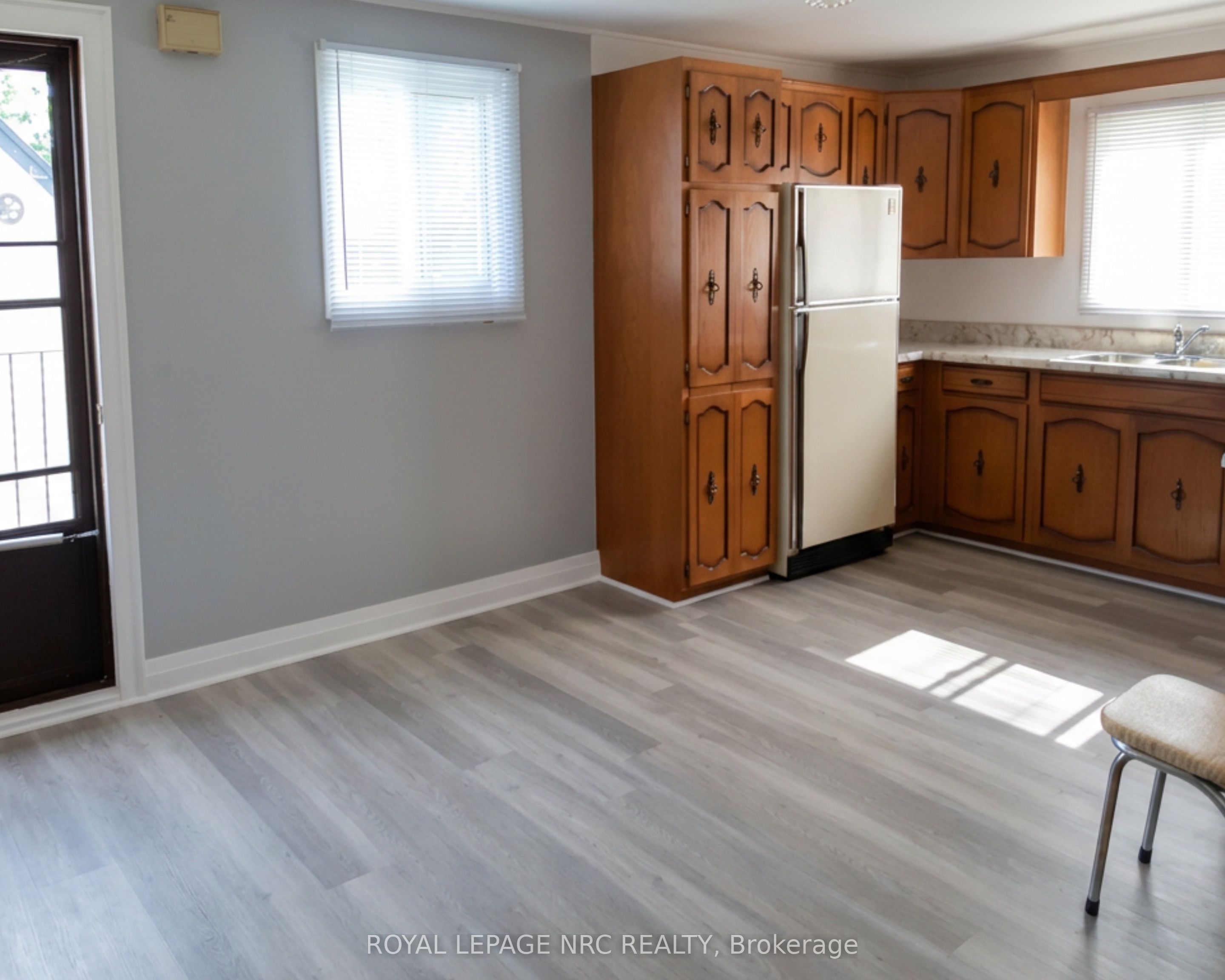 267 Mcalpine Avenue S Property Photo 8