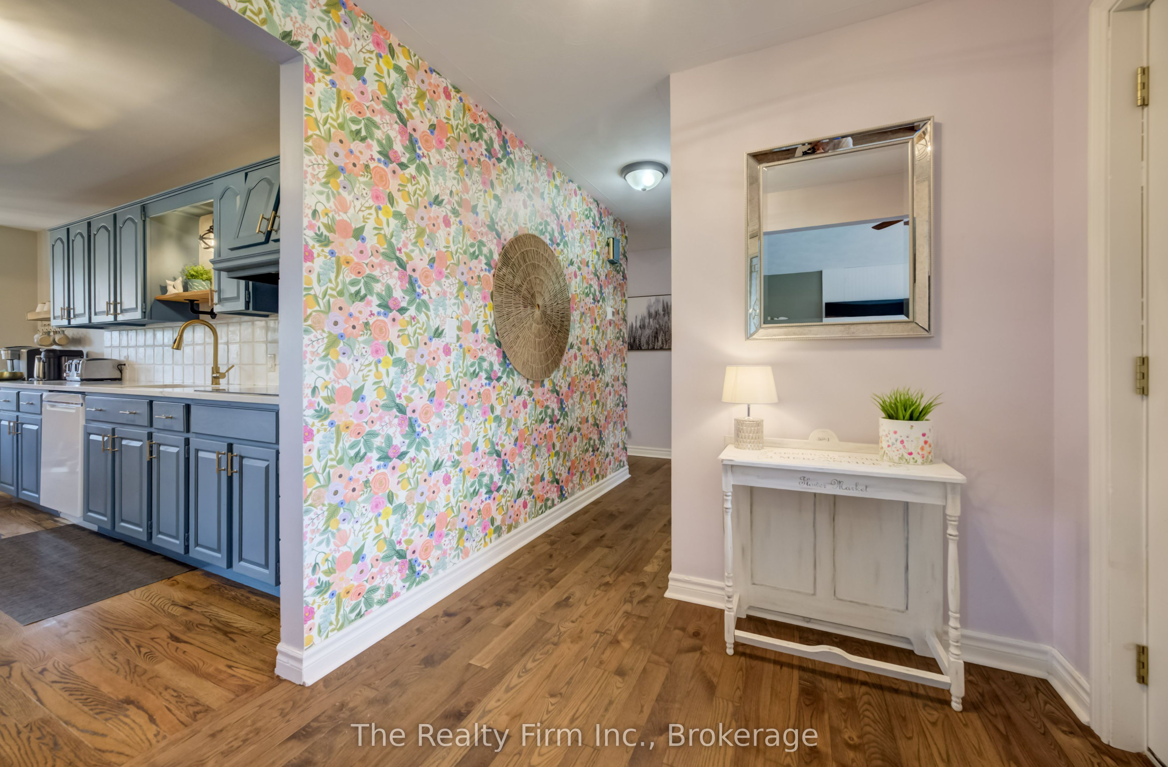 270 Talbot Street Property Photo 4