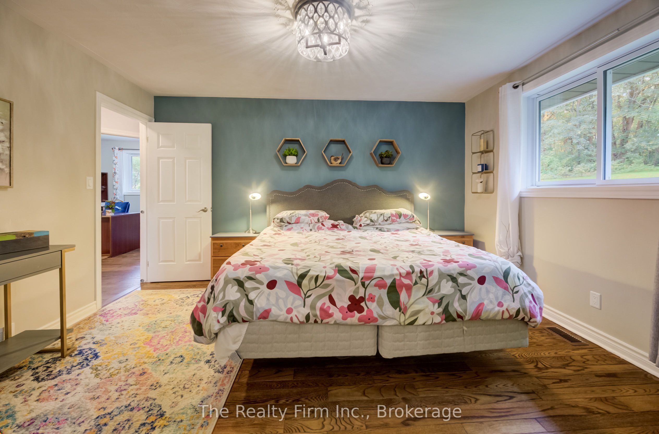 270 Talbot Street Property Photo 19