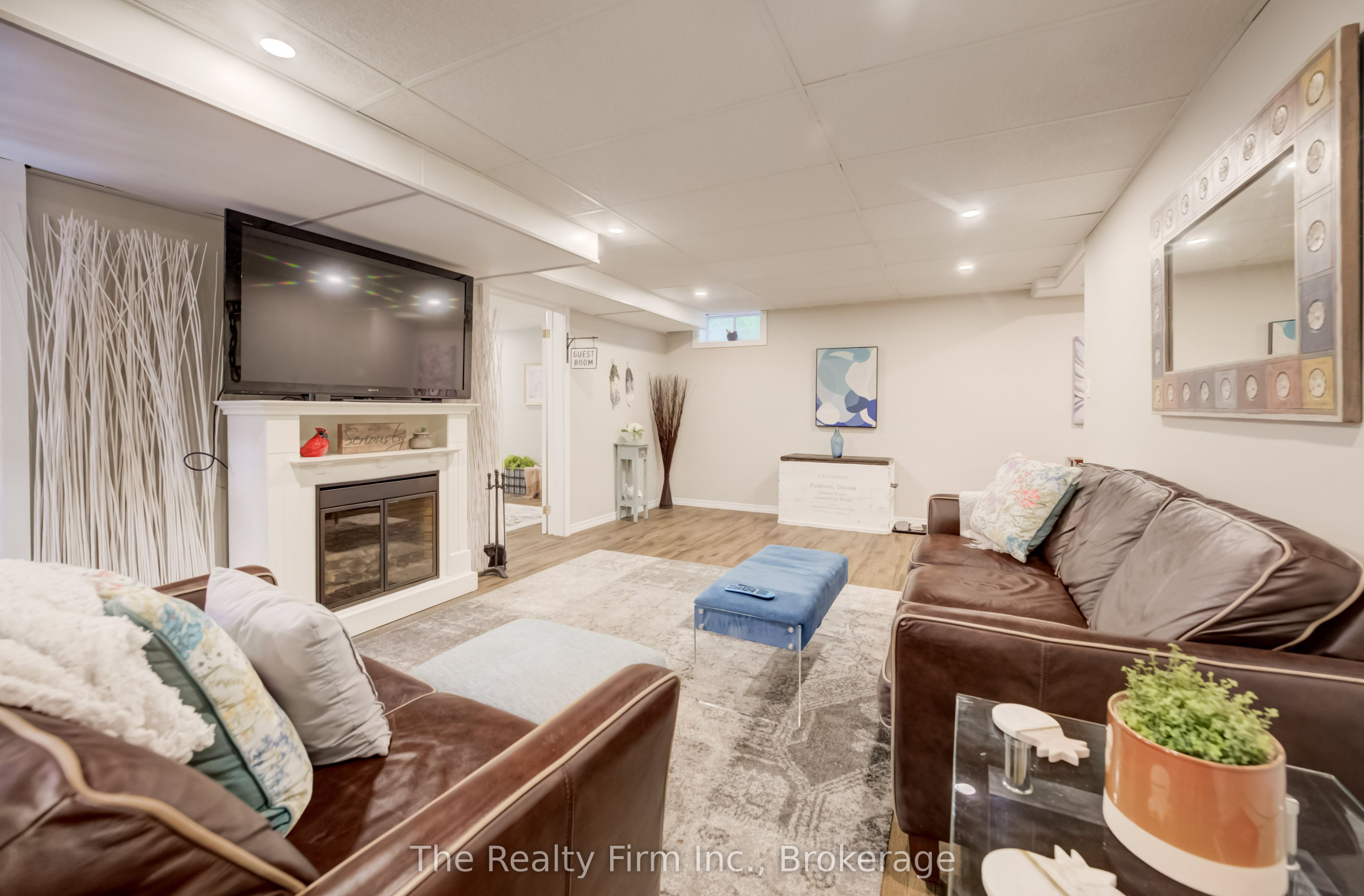 270 Talbot Street Property Photo 29
