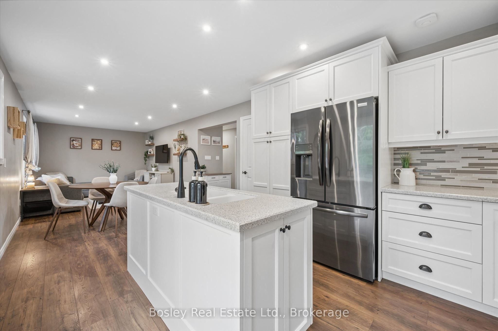 687 Champlain Boulevard Property Photo 14