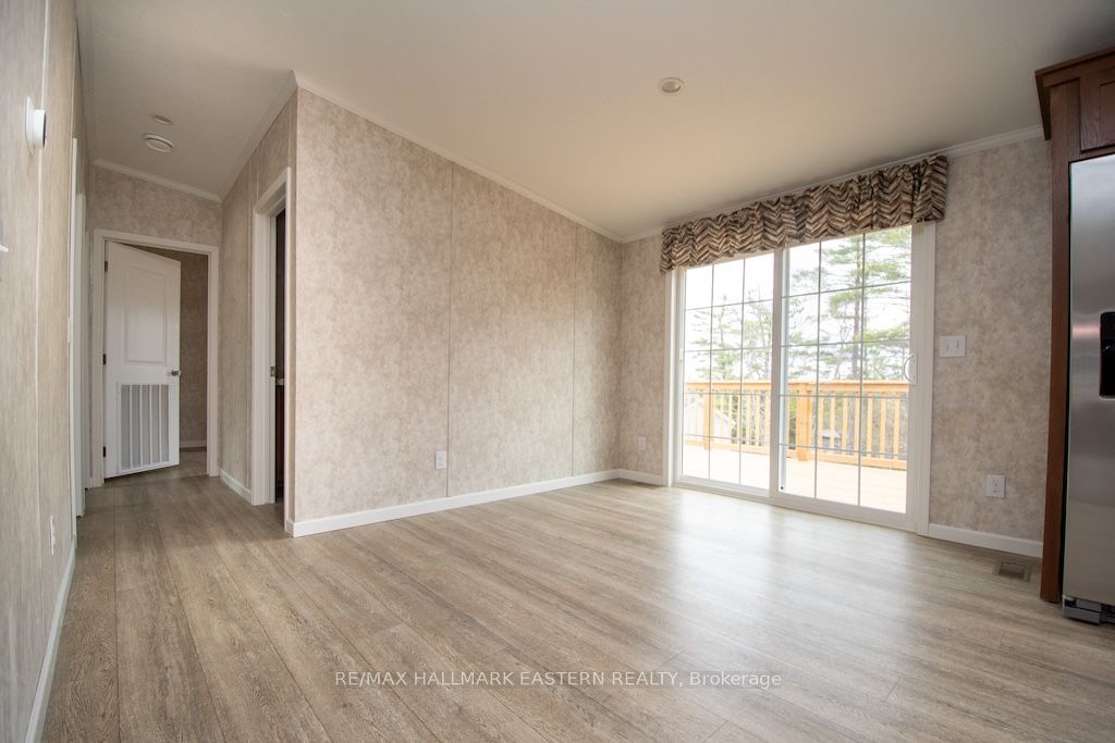 1862 Lakehurst Road Property Photo 7