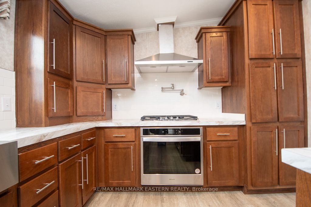 1862 Lakehurst Road Property Photo 11