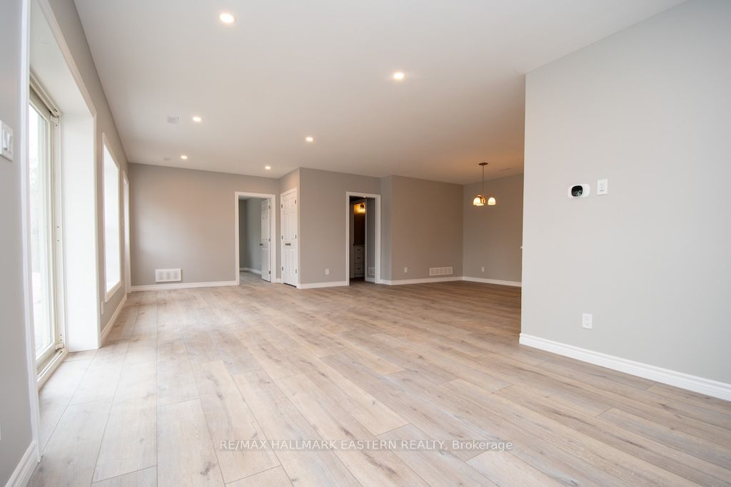 1862 Lakehurst Road Property Photo 24