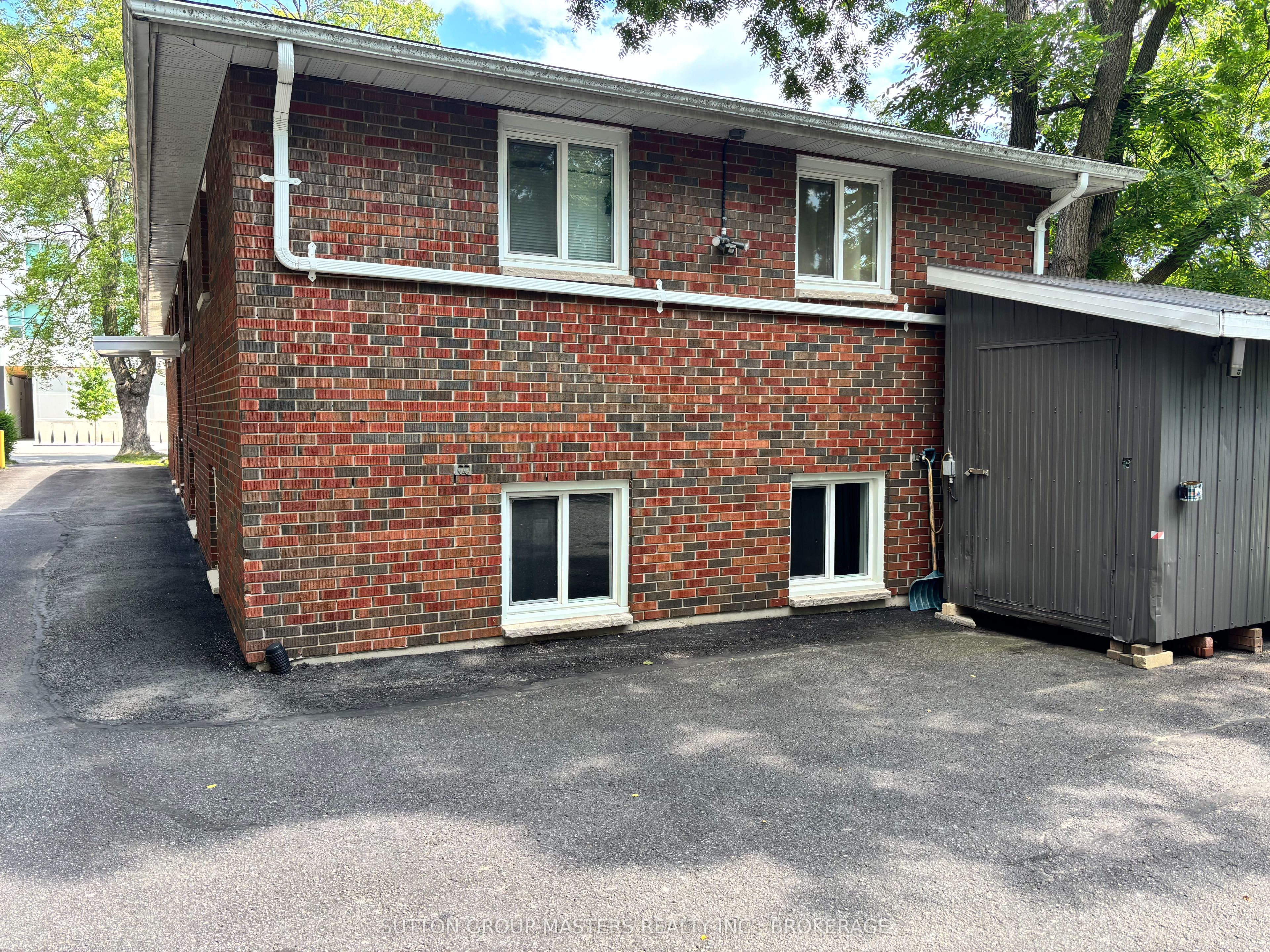 476 Albert Street Property Photo 21