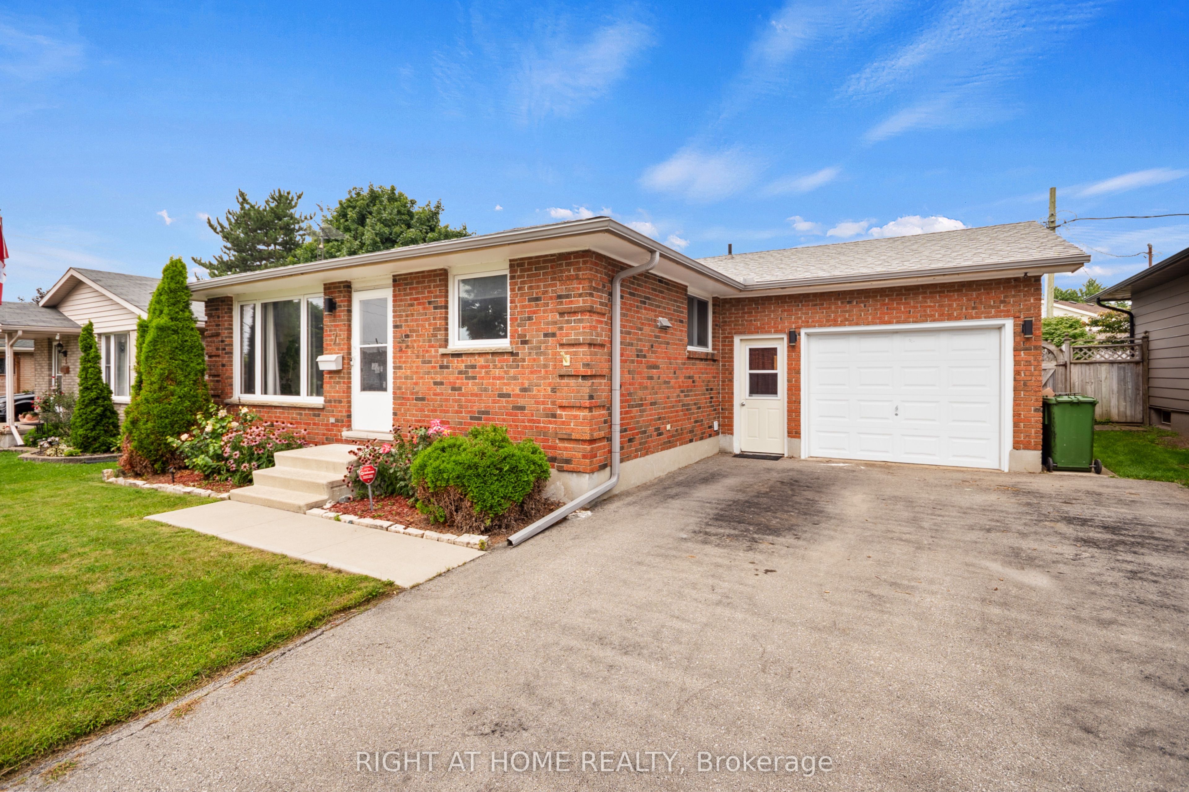 7 Raven Avenue Property Photo 4