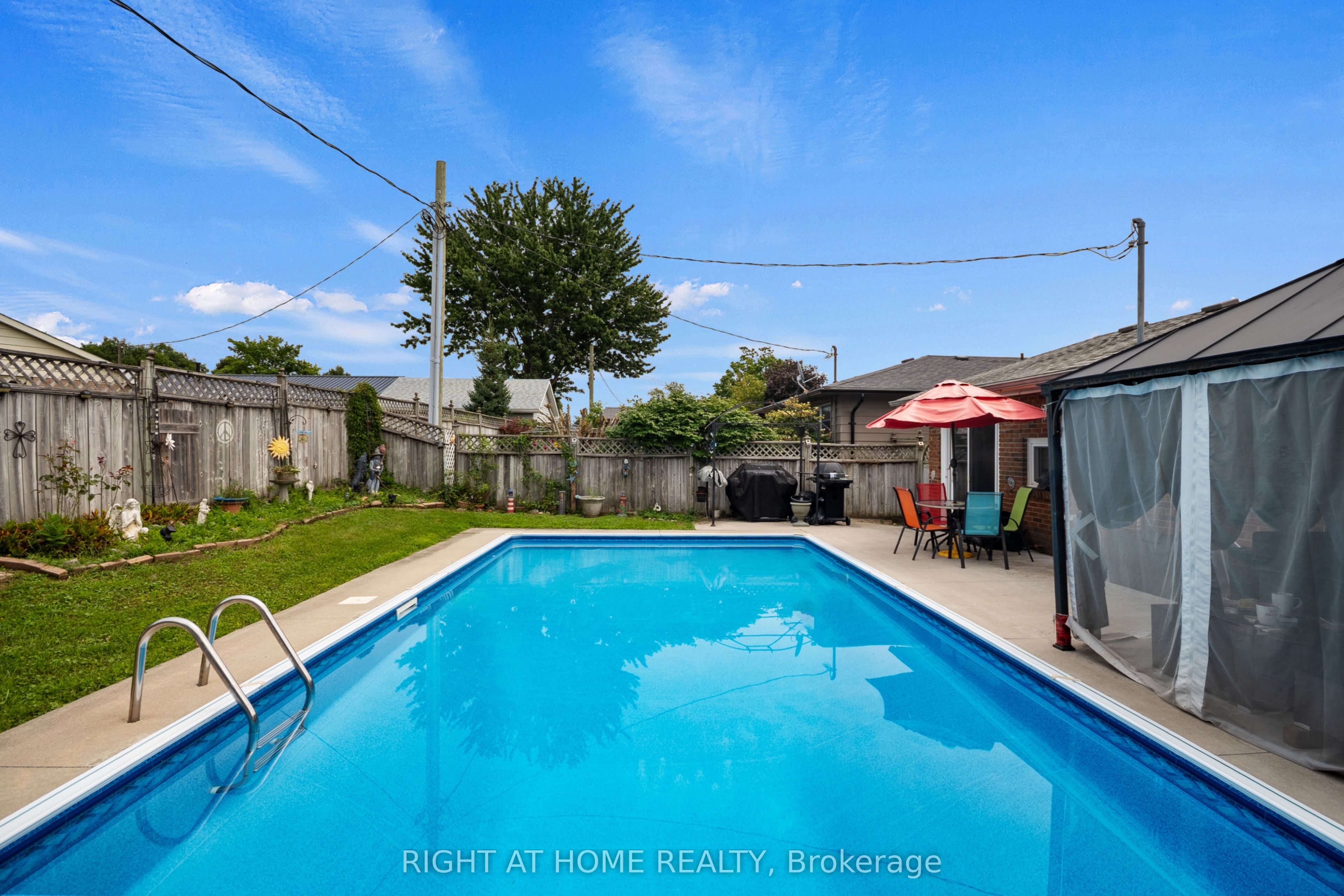 7 Raven Avenue Property Photo 22