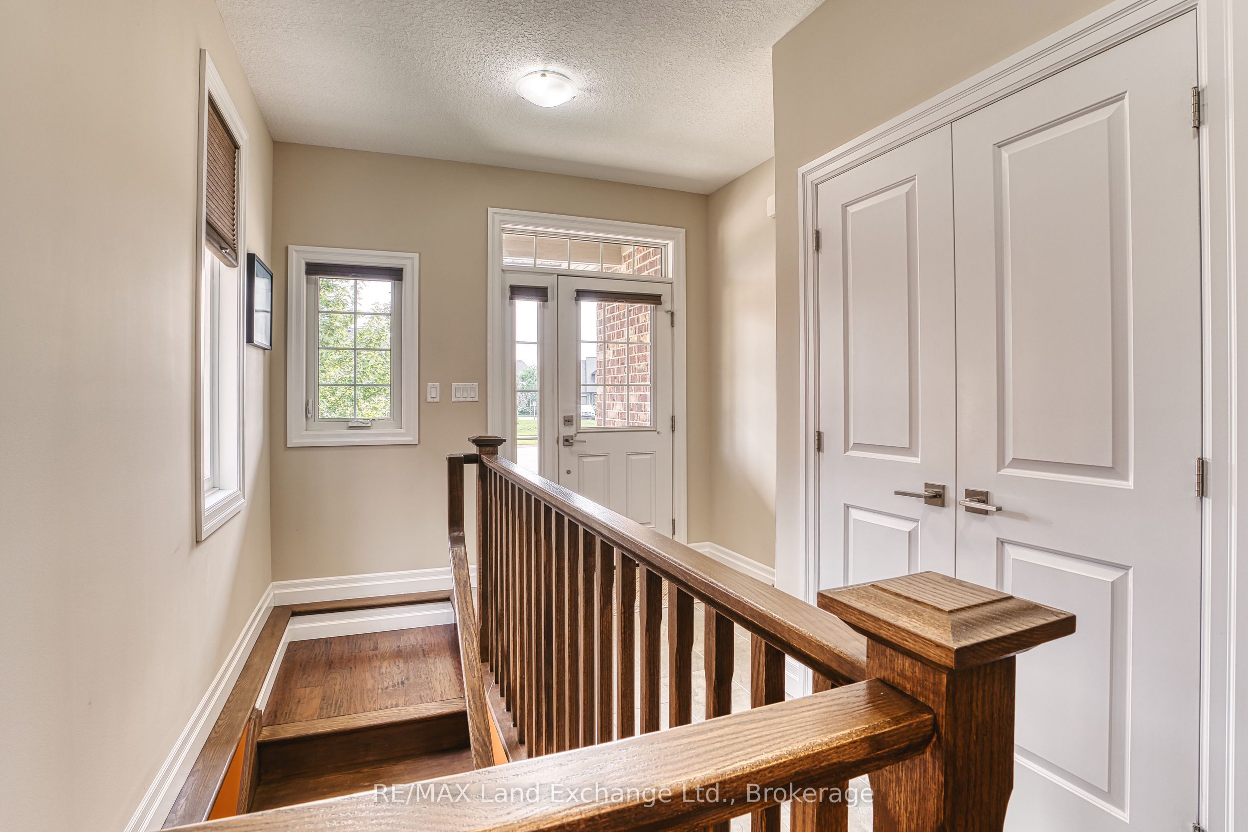 471 Devonshire Road Property Photo 4