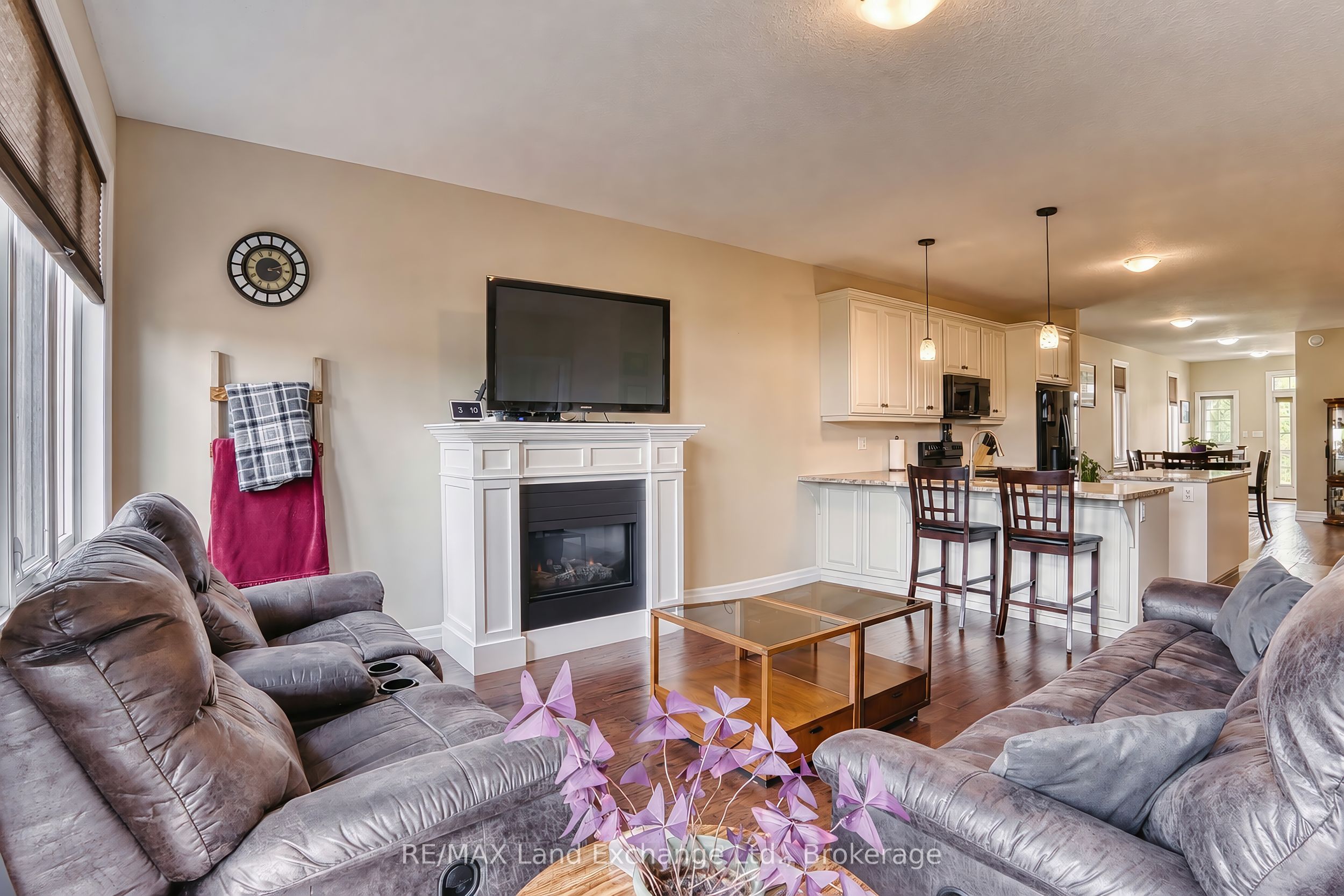 471 Devonshire Road Property Photo 16