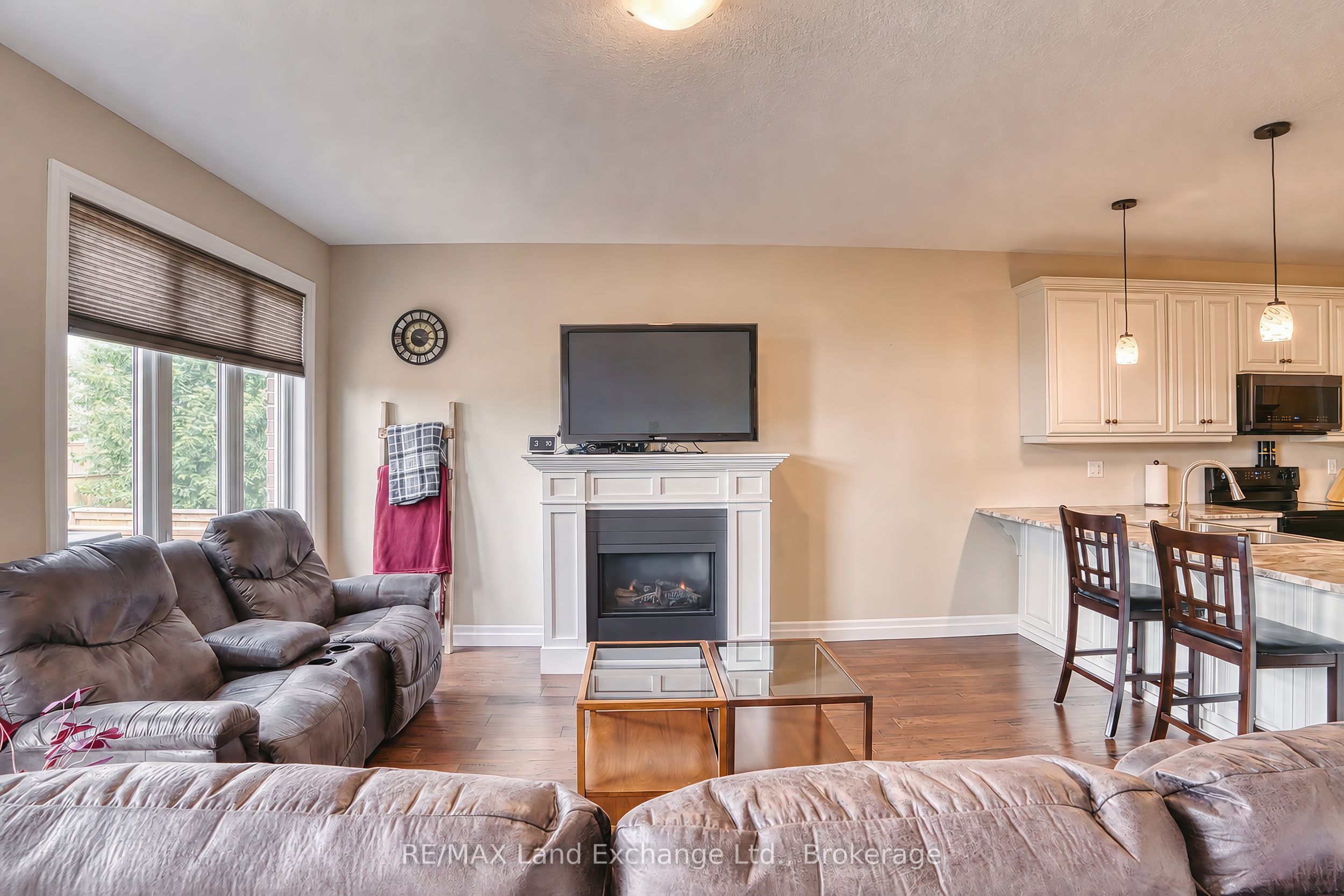 471 Devonshire Road Property Photo 17