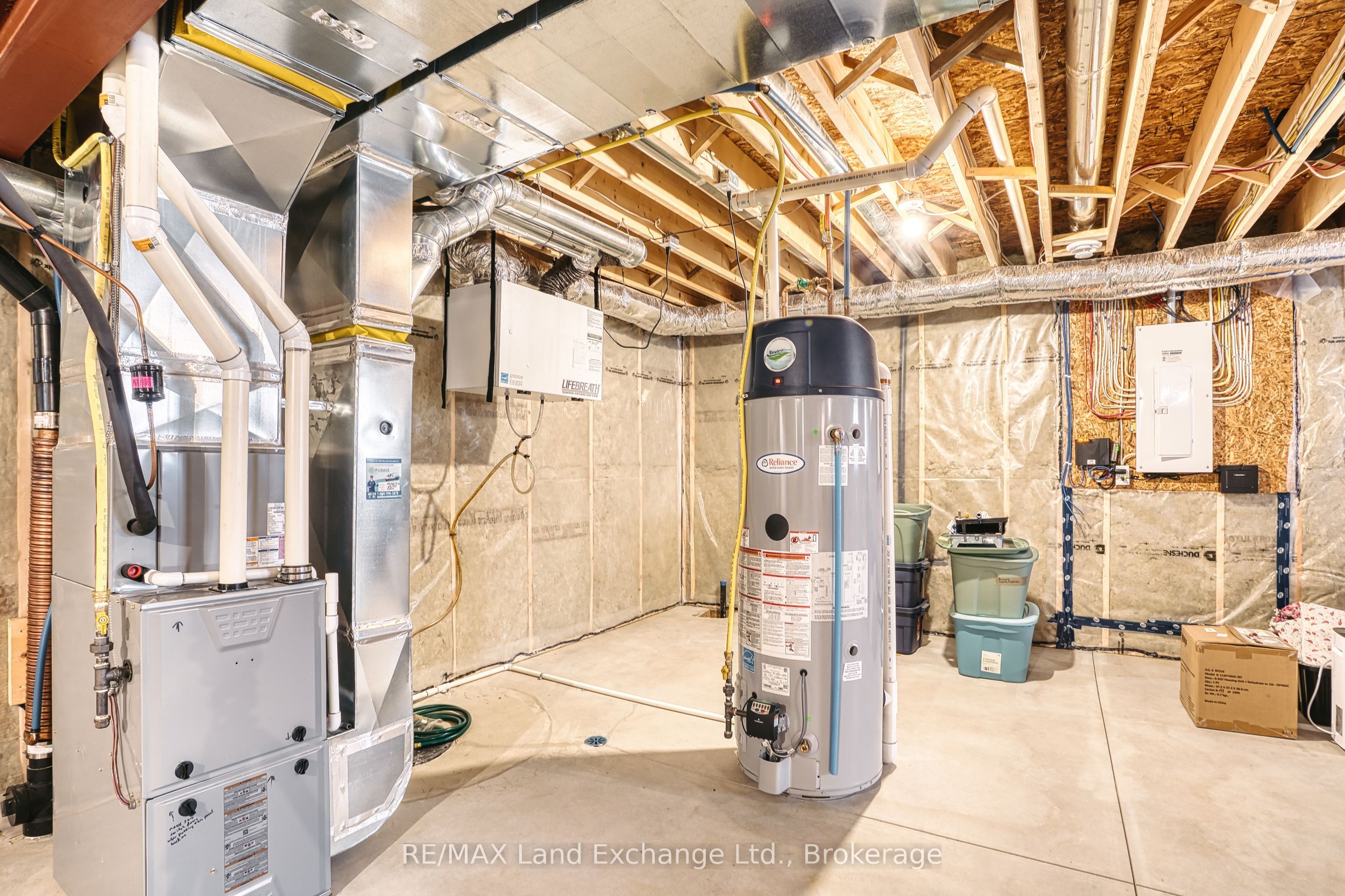 471 Devonshire Road Property Photo 24