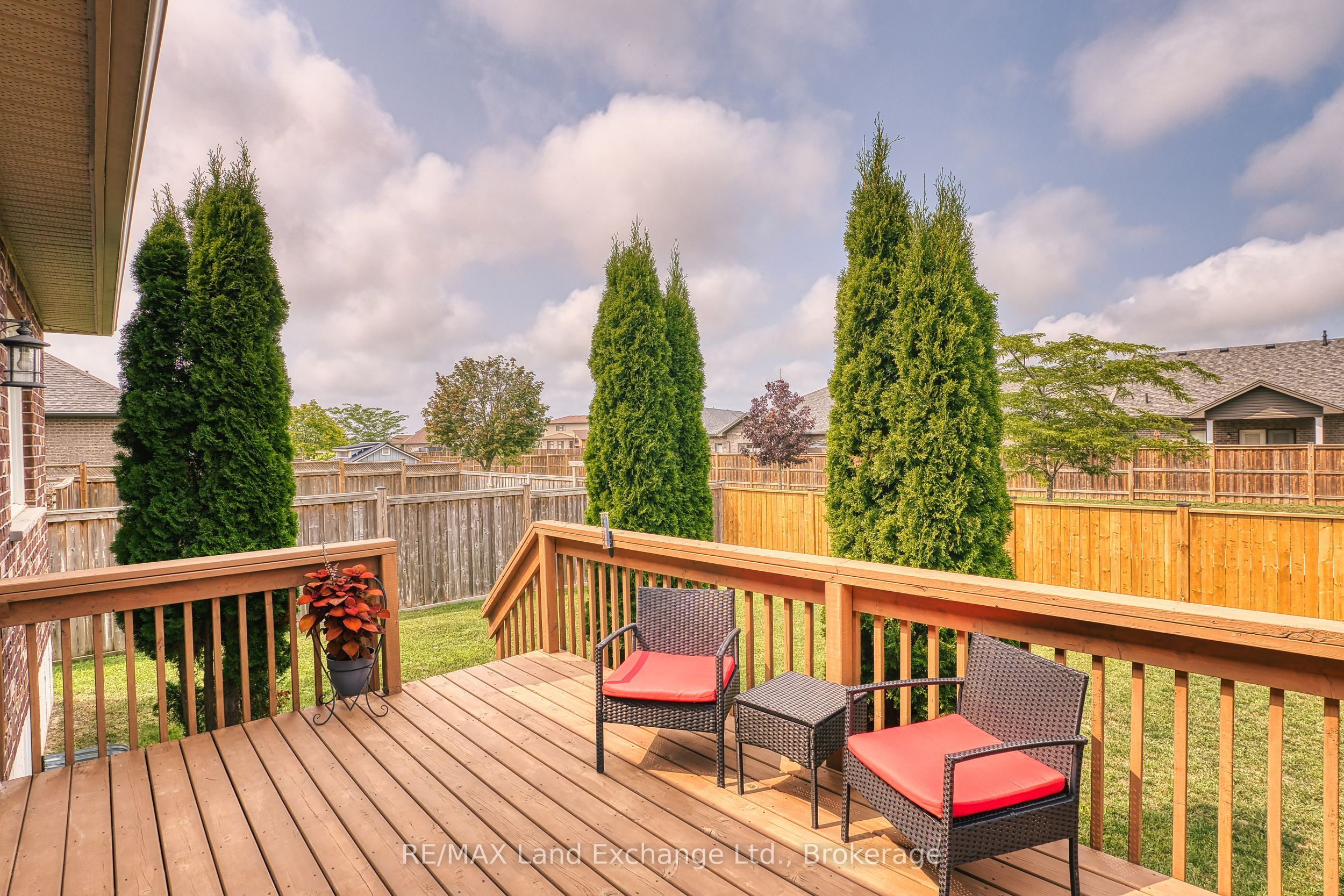 471 Devonshire Road Property Photo 26