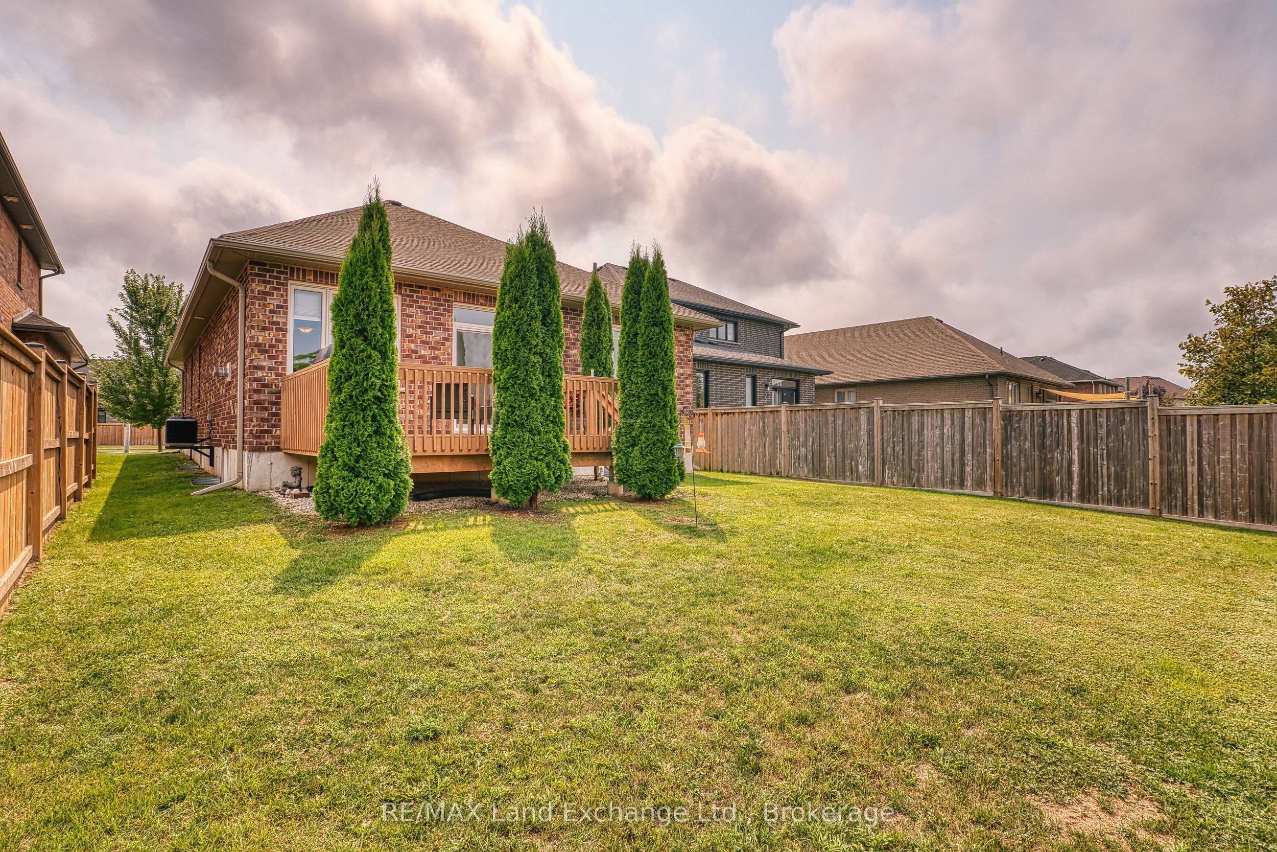 471 Devonshire Road Property Photo 29