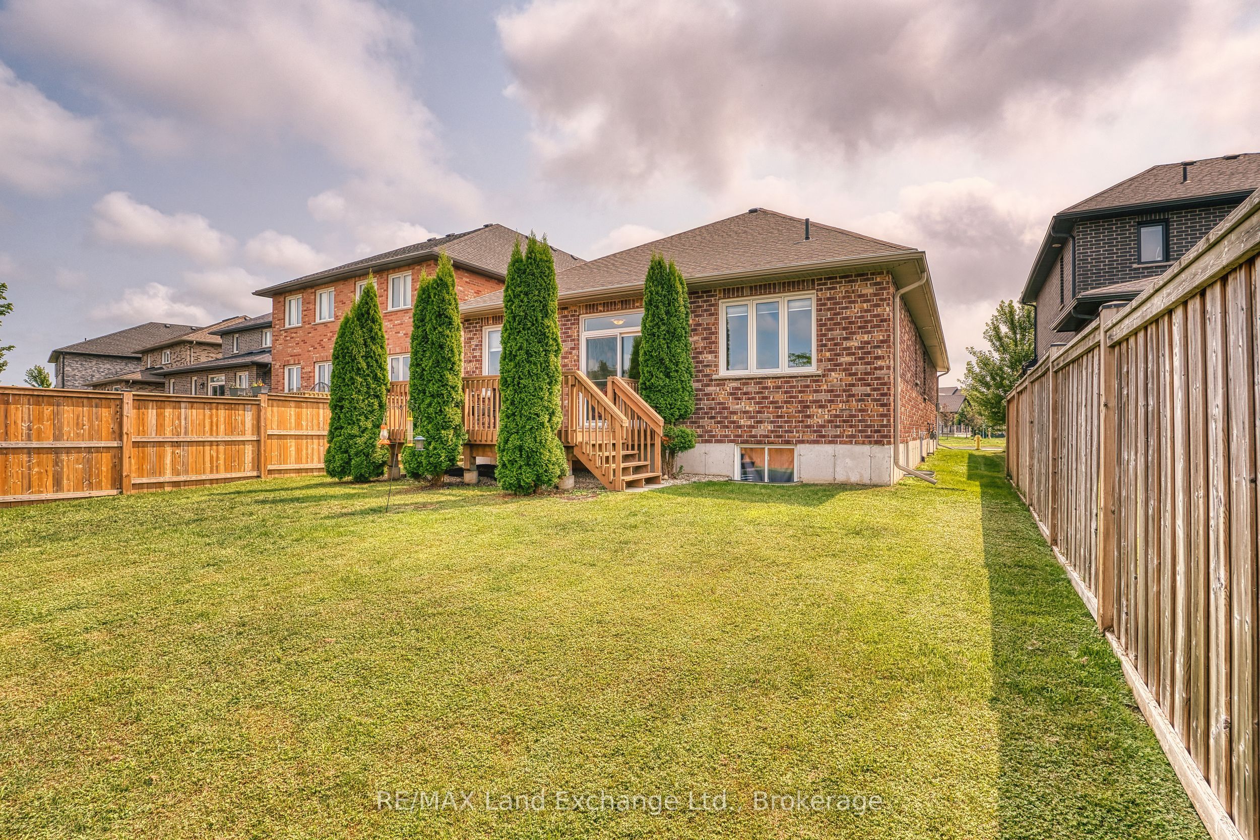 471 Devonshire Road Property Photo 30