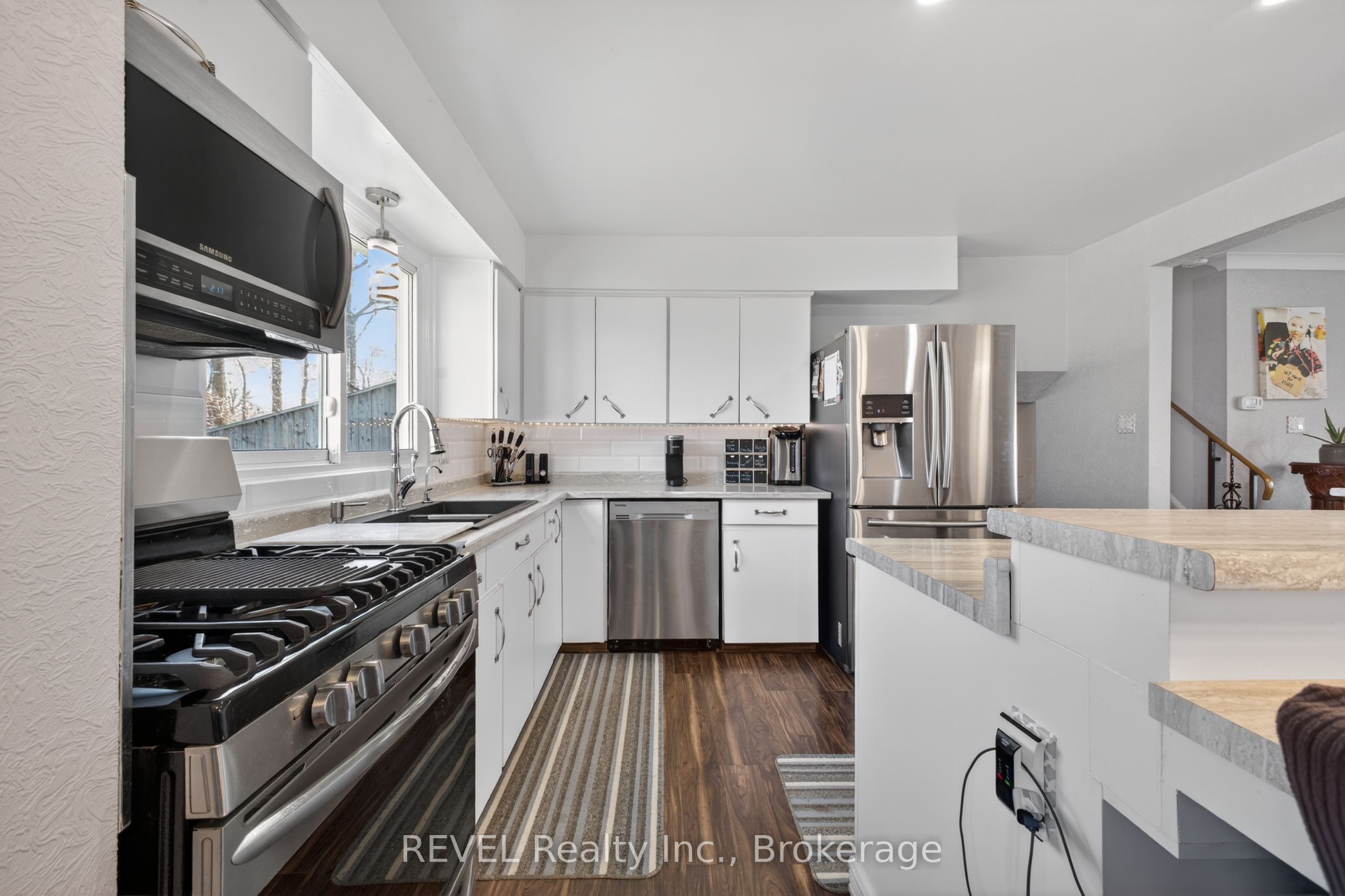 698 Daytona Drive Property Photo 13