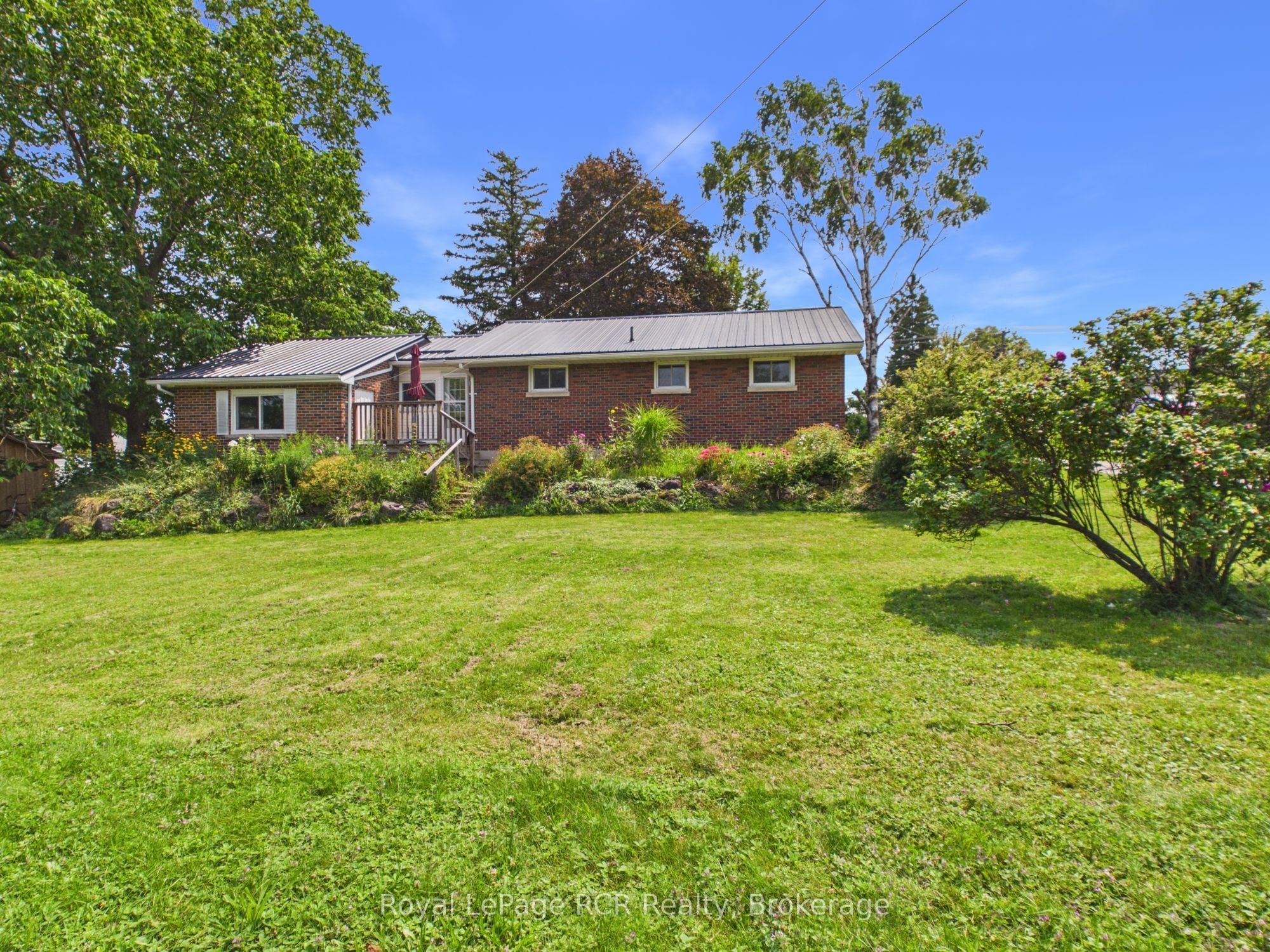 30 Mark Street E Property Photo 34