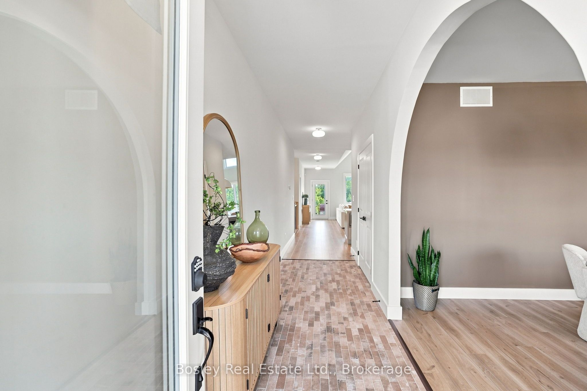 168 Chestnut Street Property Photo 3