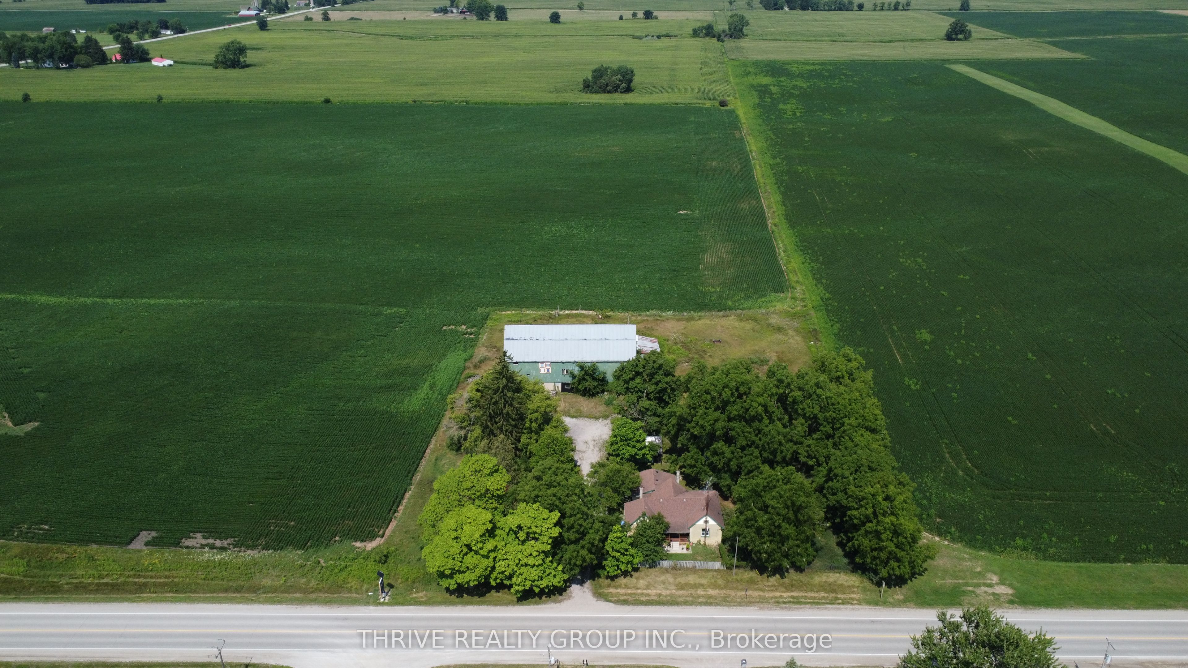 6692 Longwoods Road Property Photo 2