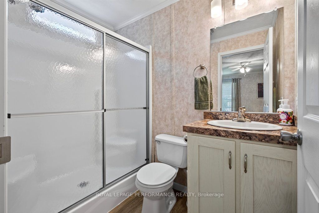 16 Eastgate Avenue Property Photo 37