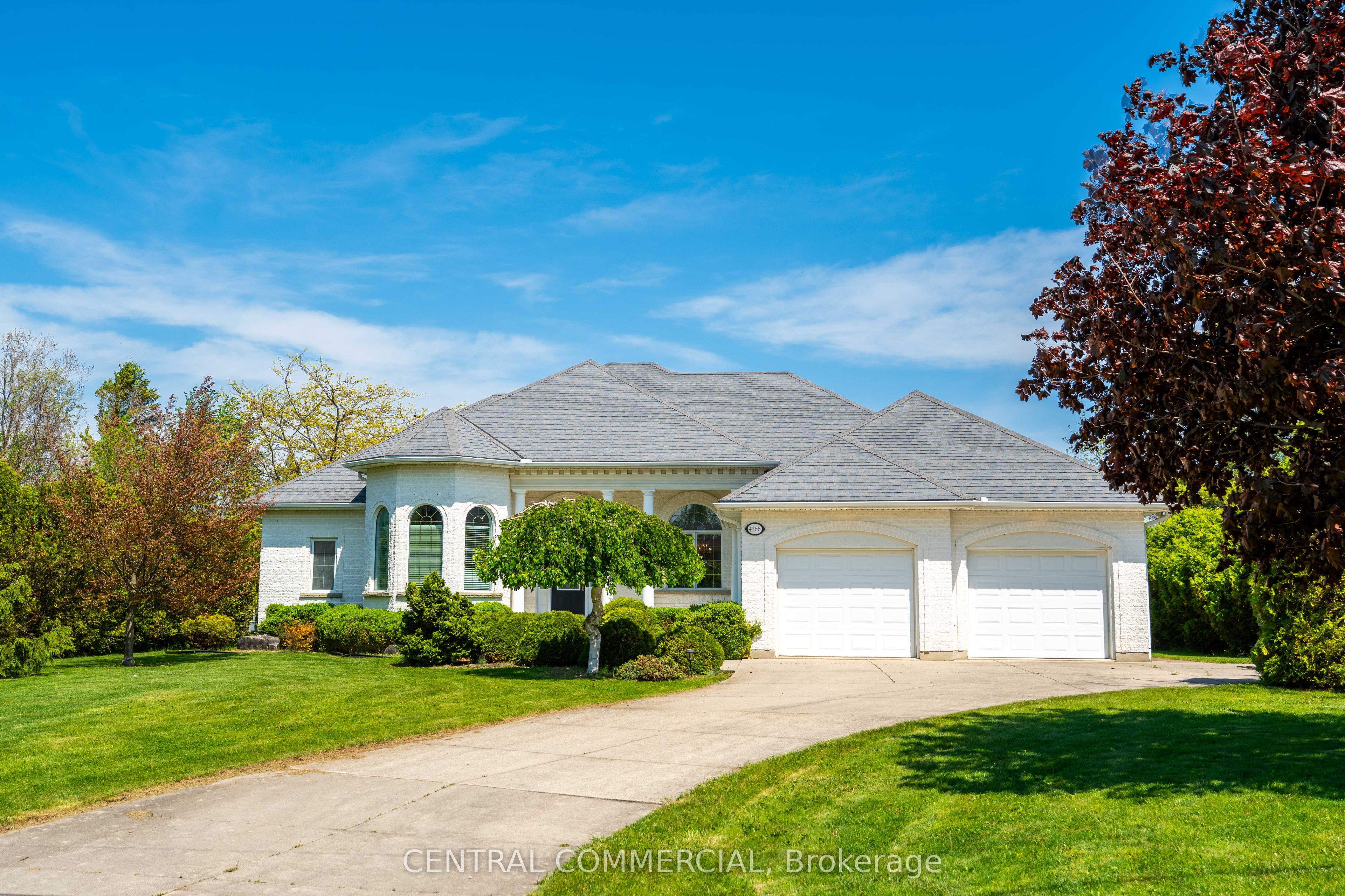 4266 Bluepoint Drive Property Photo 1