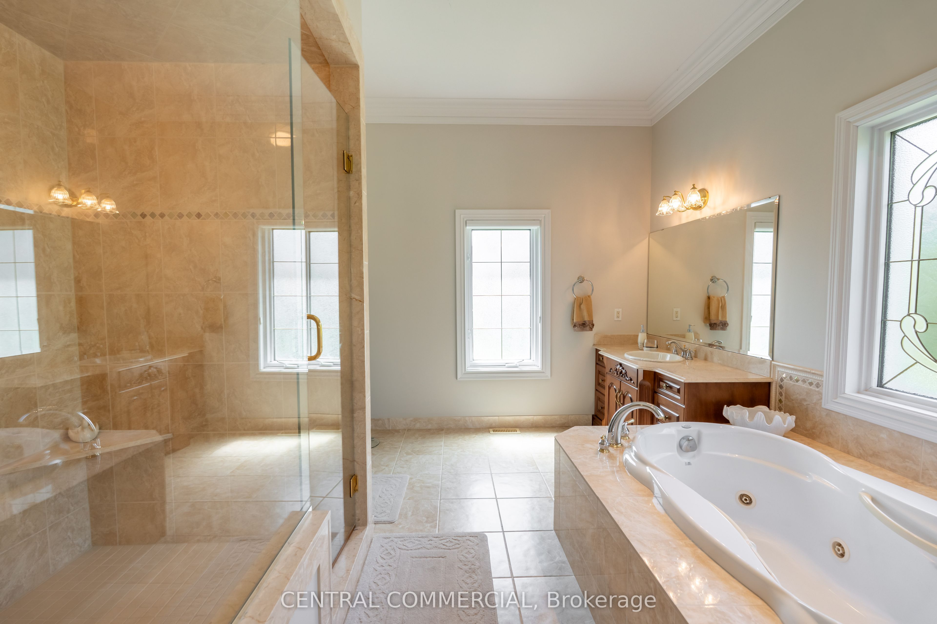 4266 Bluepoint Drive Property Photo 28