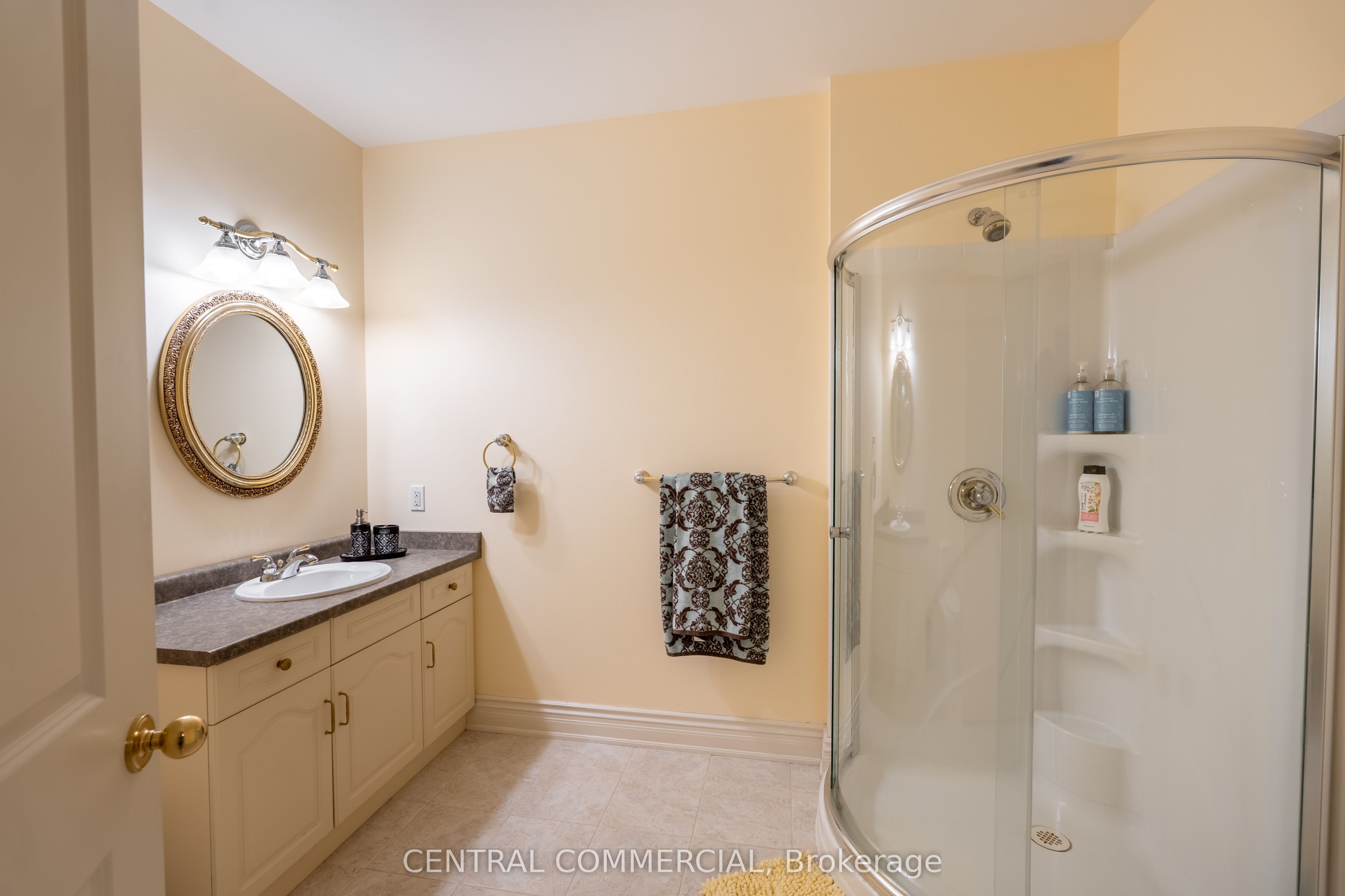4266 Bluepoint Drive Property Photo 40