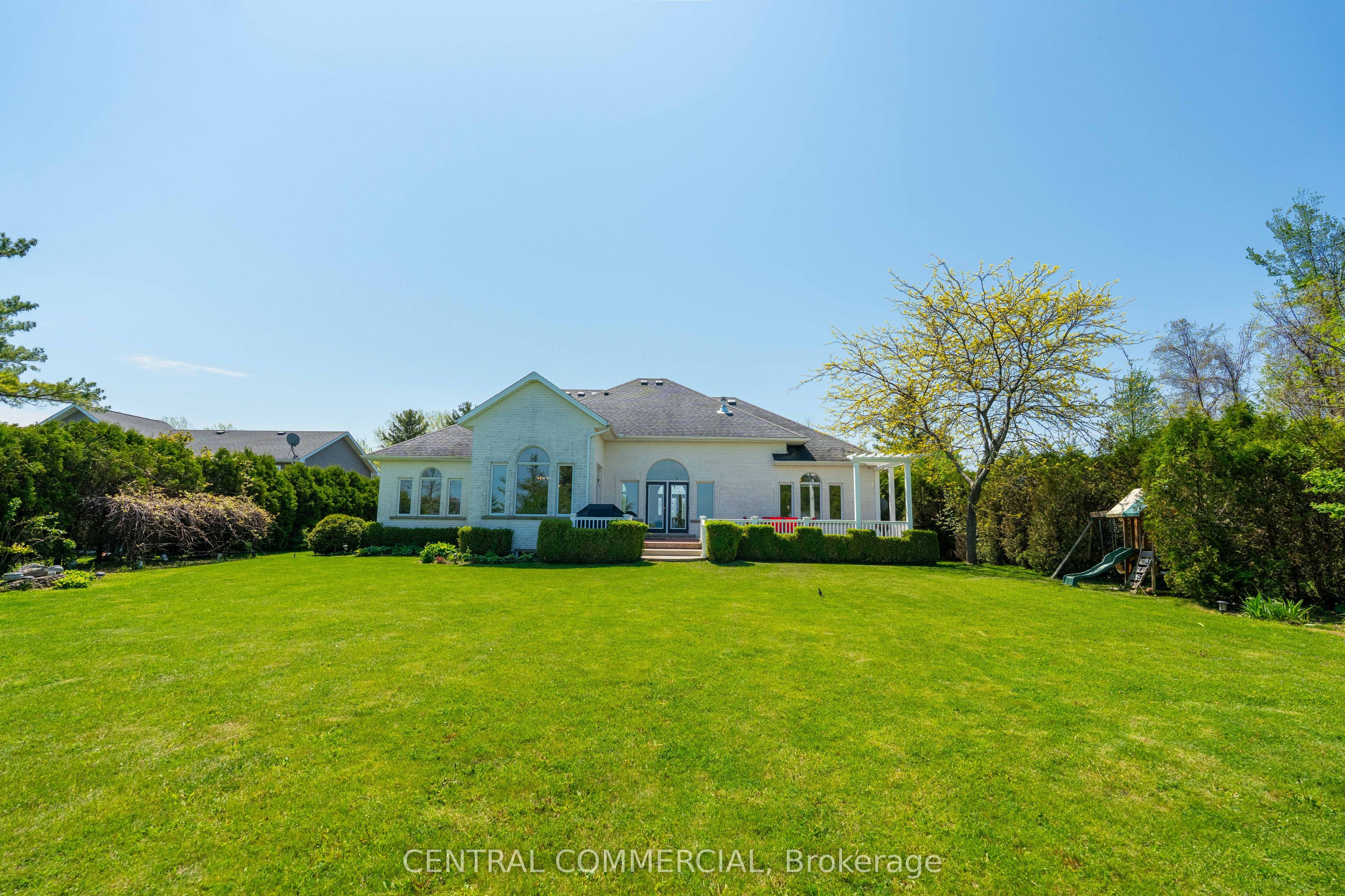 4266 Bluepoint Drive Property Photo 48