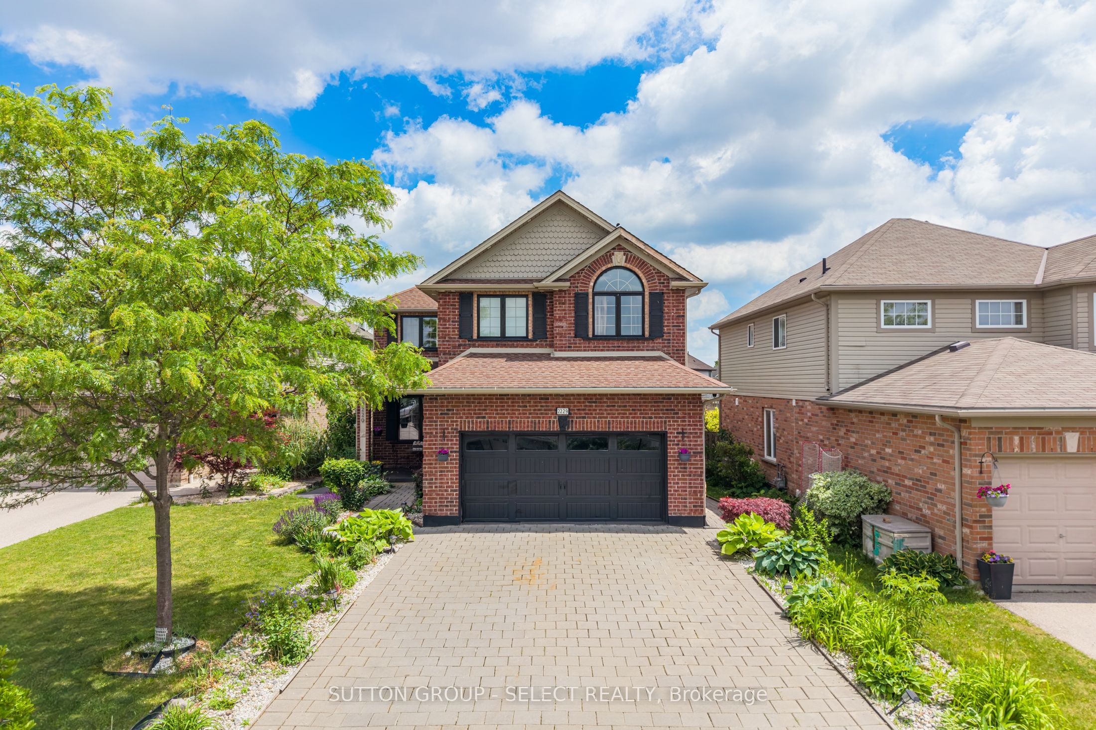 2229 Cardinal Court
