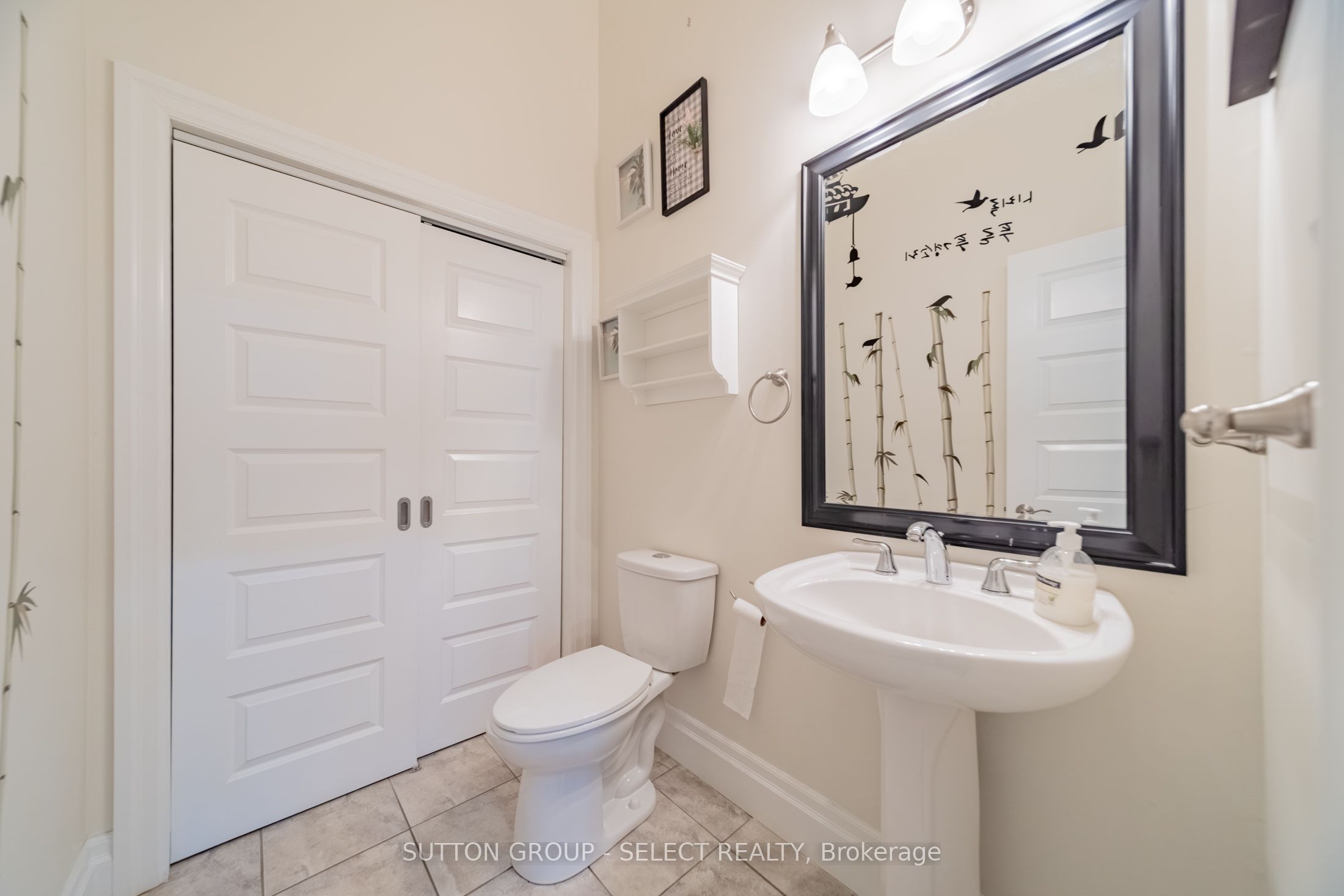 2229 Cardinal Court Property Photo 13
