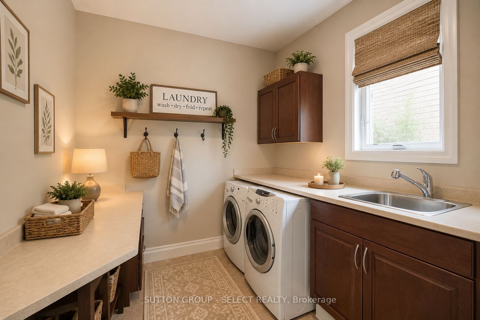 2229 Cardinal Court Property Photo 24