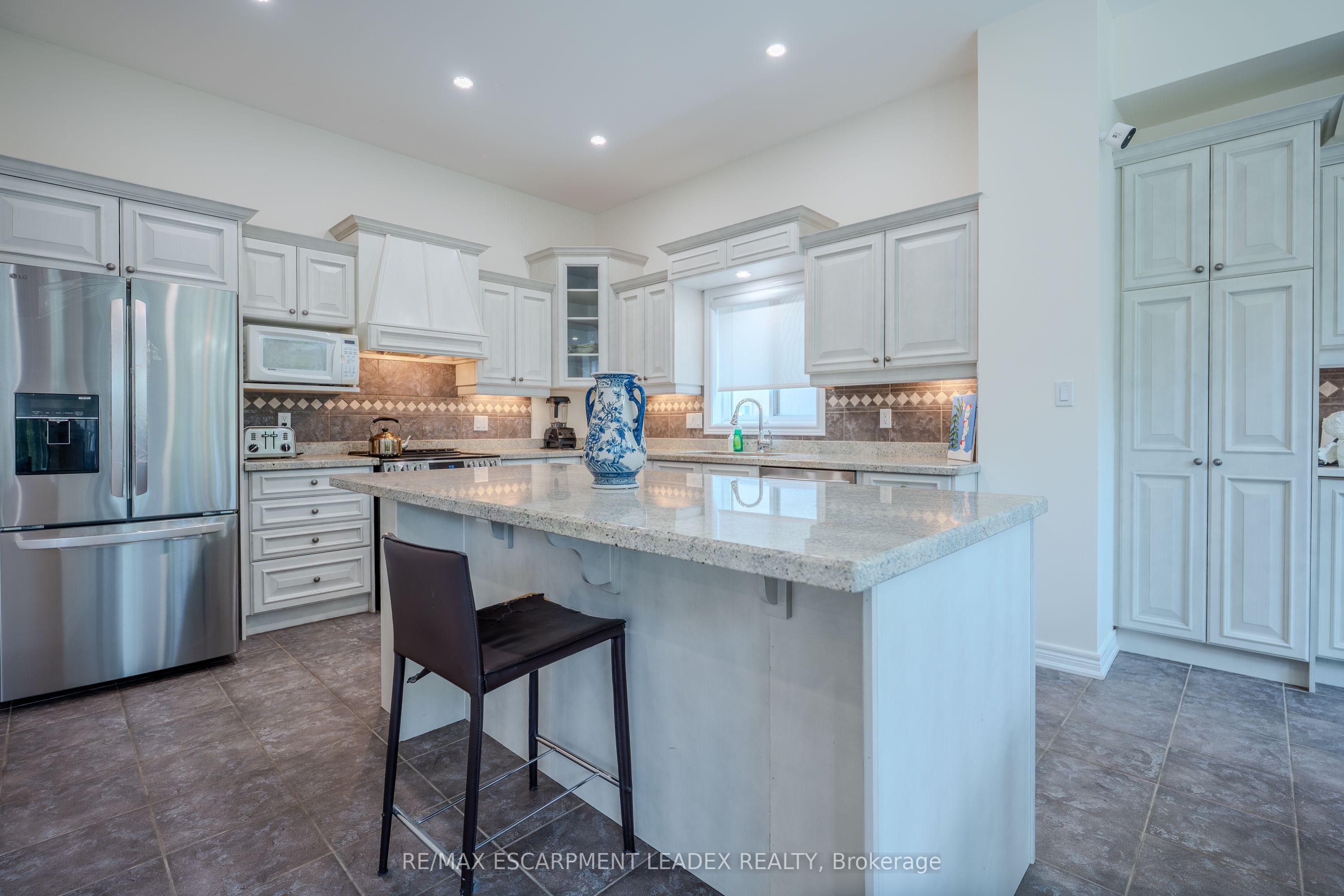 79 Moorland Crescent Property Photo 11
