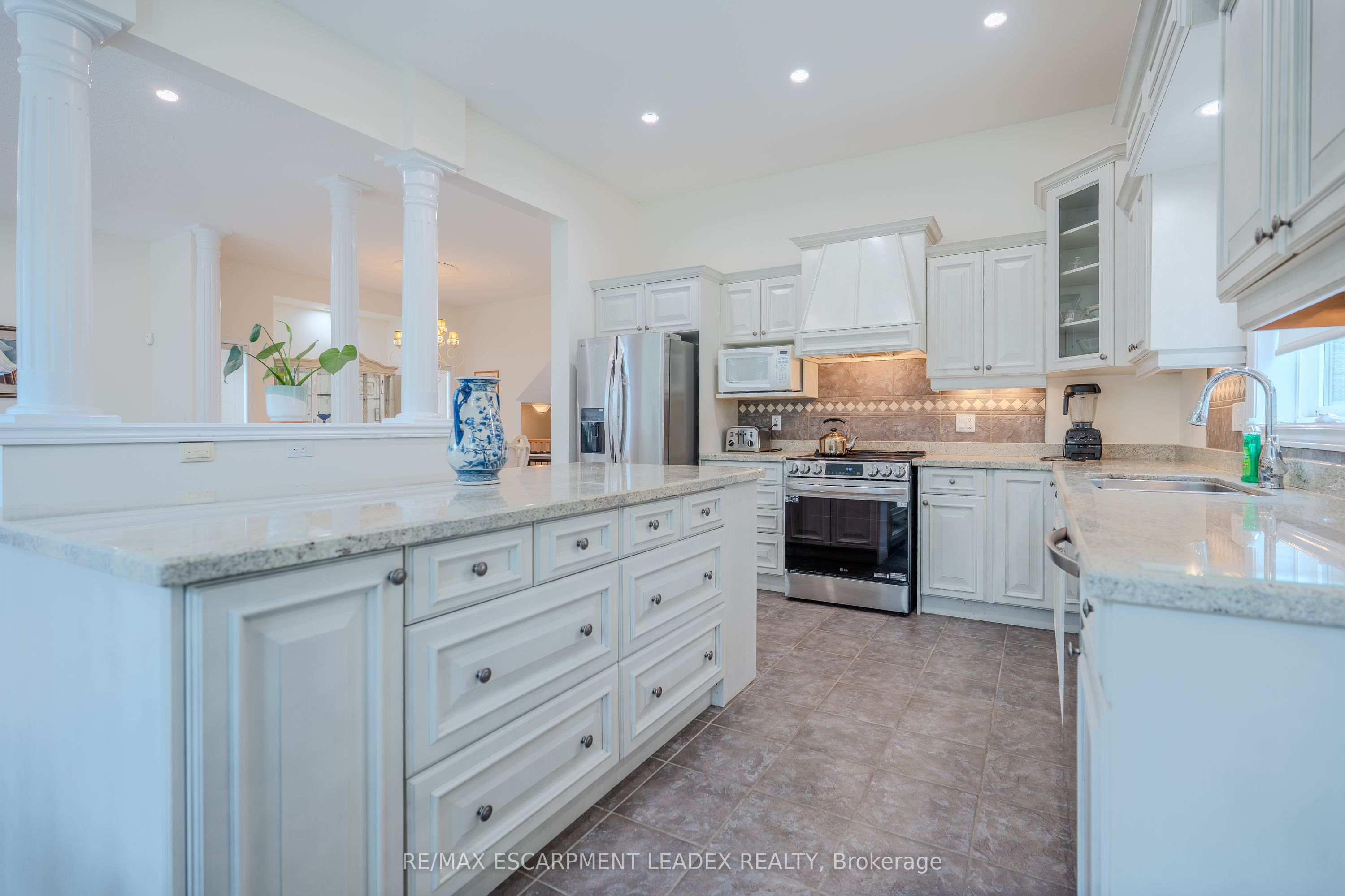 79 Moorland Crescent Property Photo 12