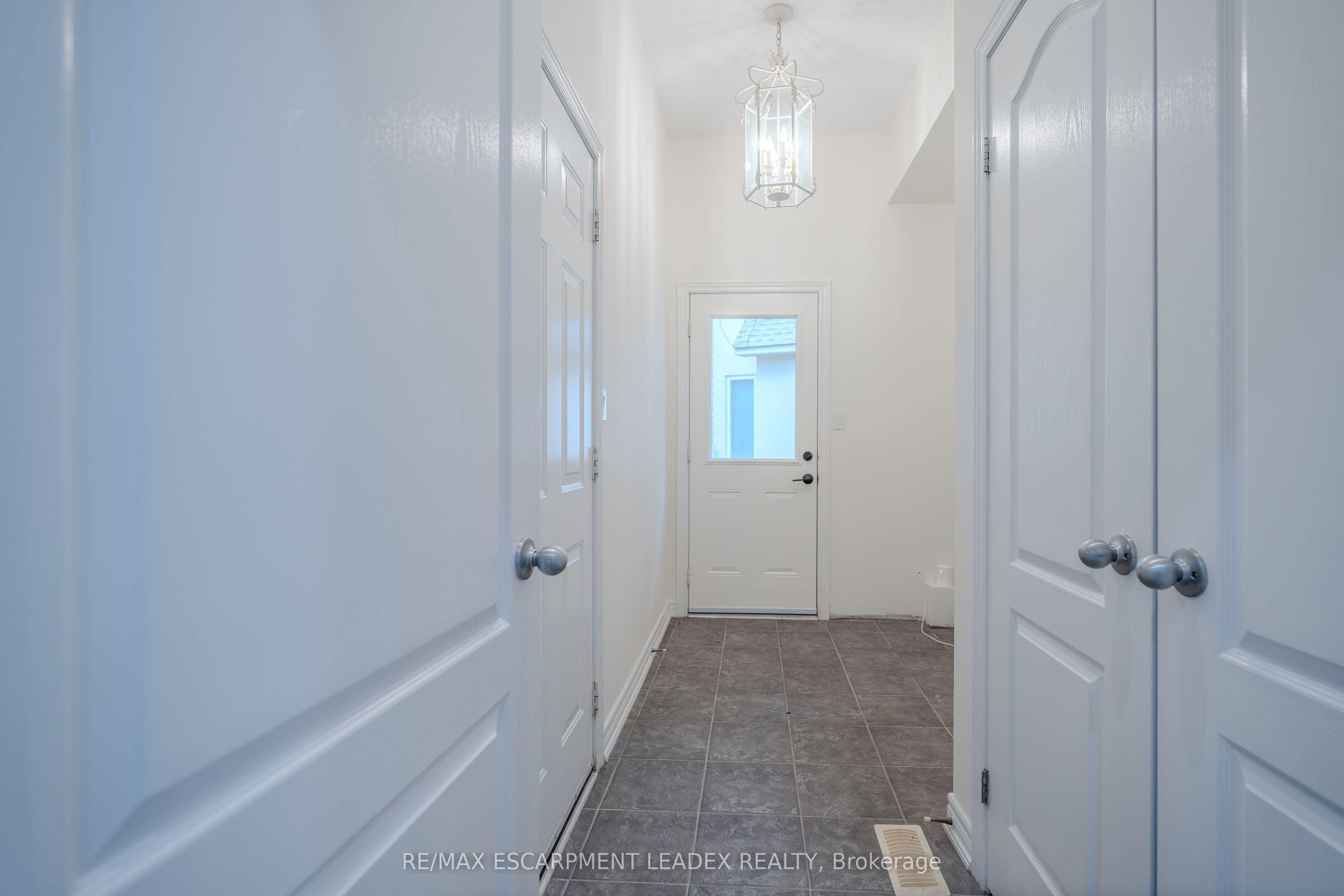 79 Moorland Crescent Property Photo 17