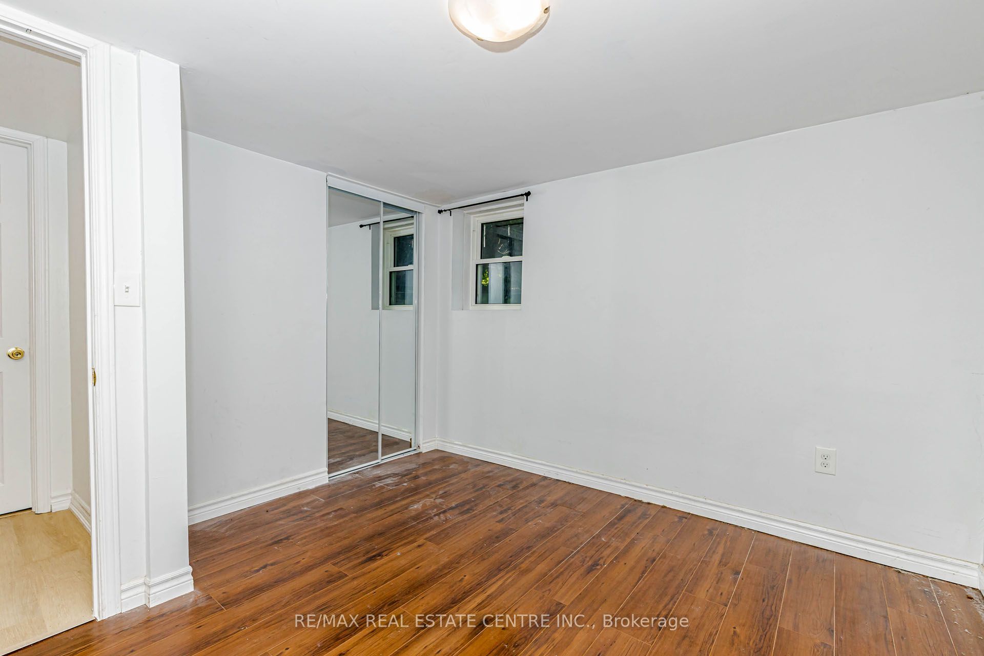 16 Ainslie Avenue Property Photo 13