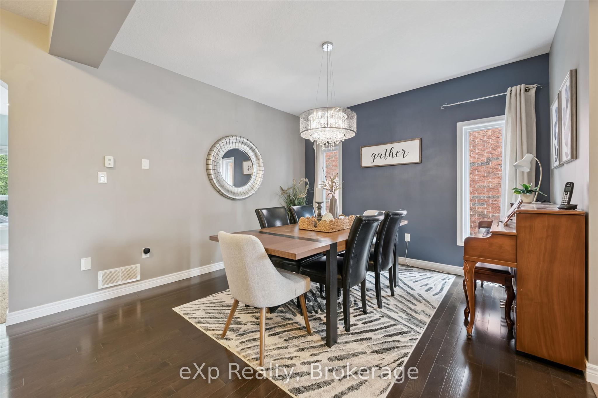 41 Westra Drive Property Photo 8