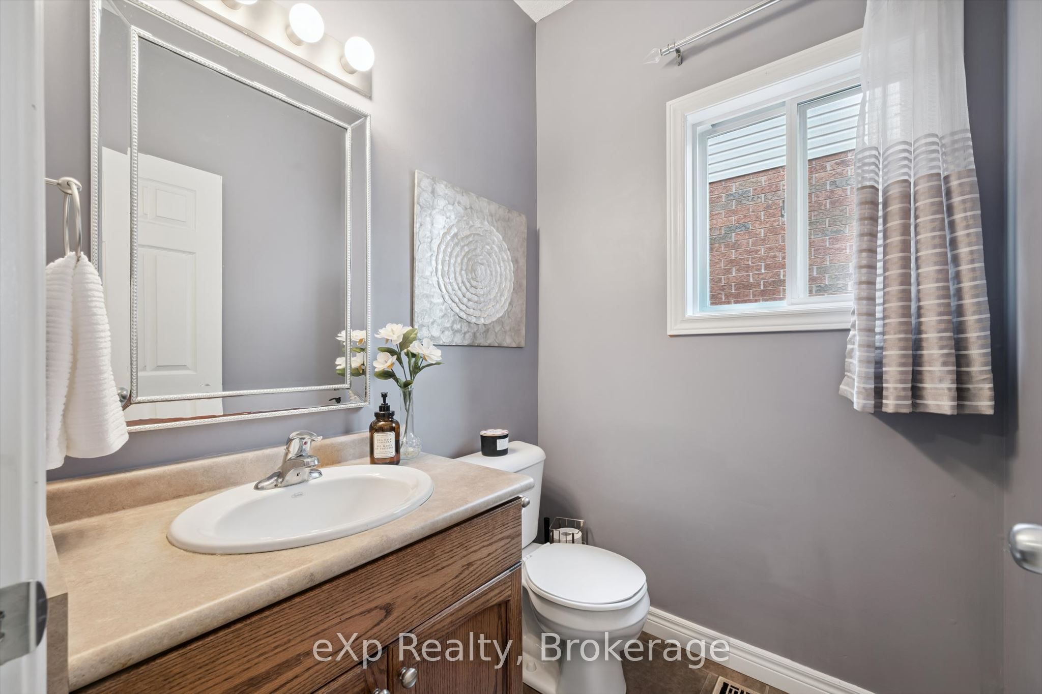 41 Westra Drive Property Photo 21