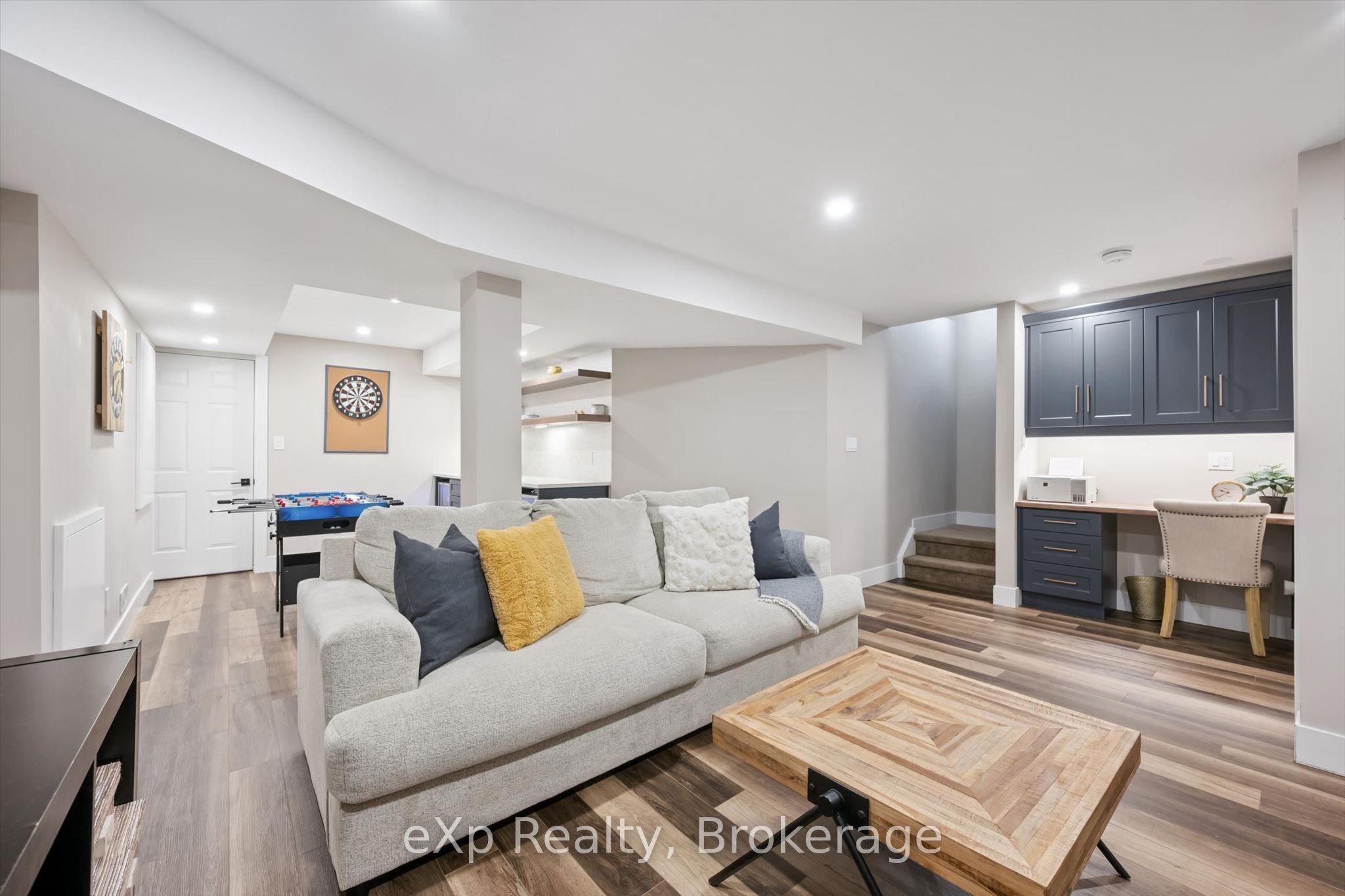 41 Westra Drive Property Photo 30