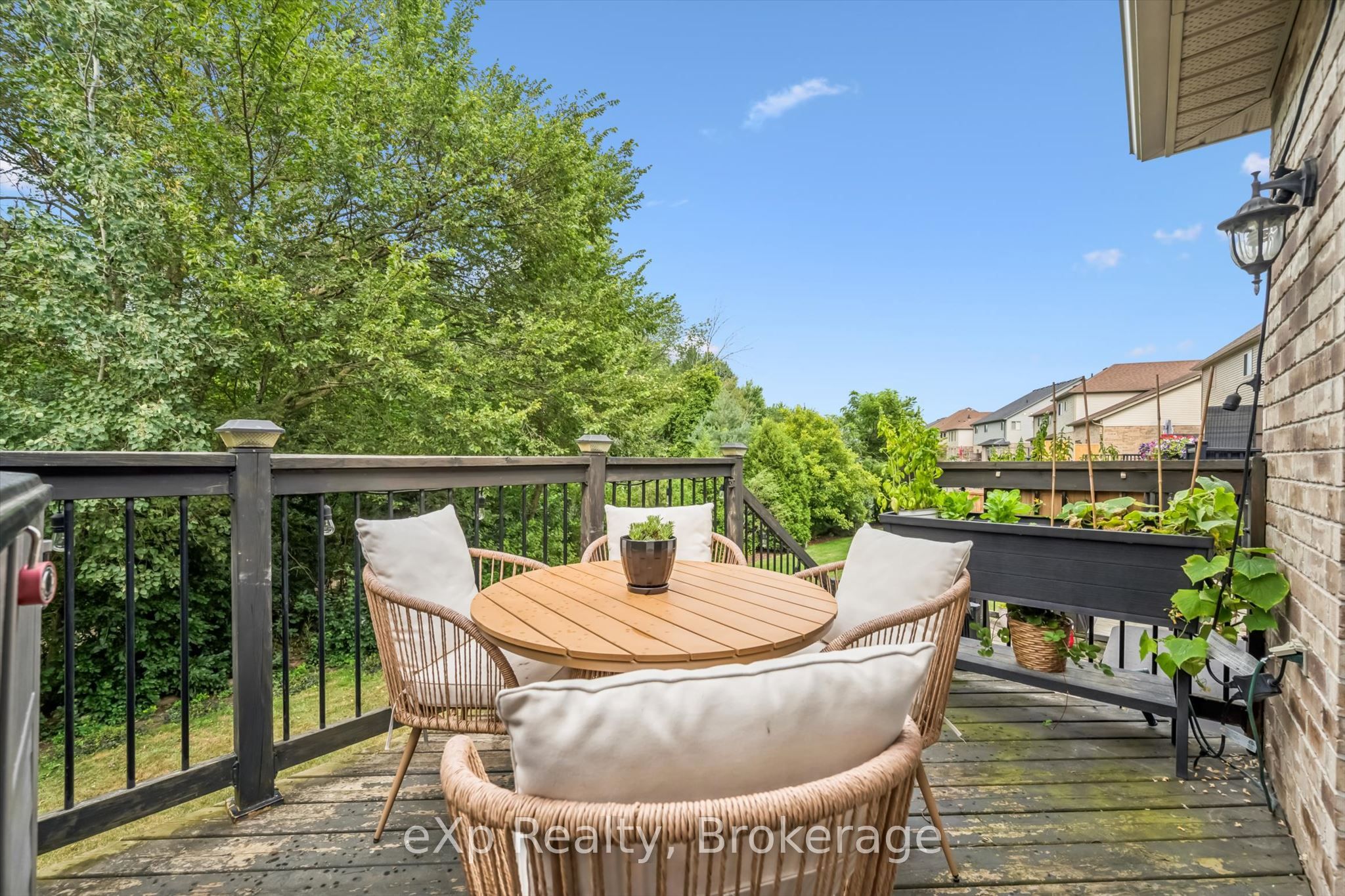41 Westra Drive Property Photo 40